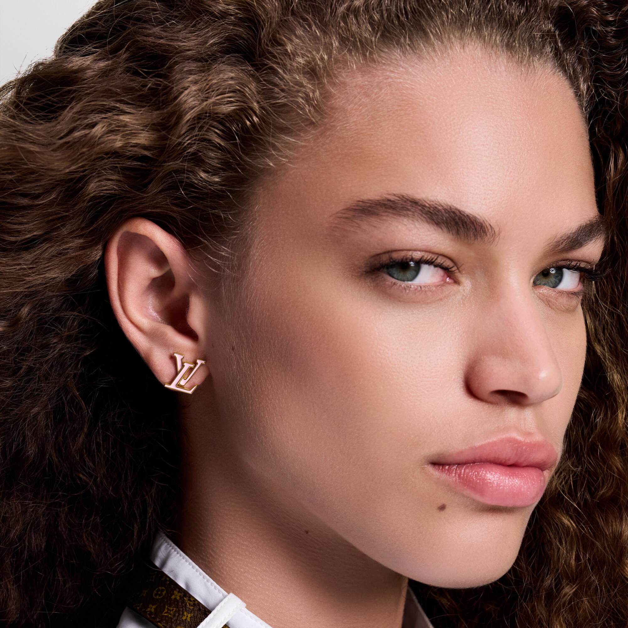 LV} - LVS00 - LV女士时尚首饰 | 路易威登LOUIS VUITTON官网 (产品缩放)