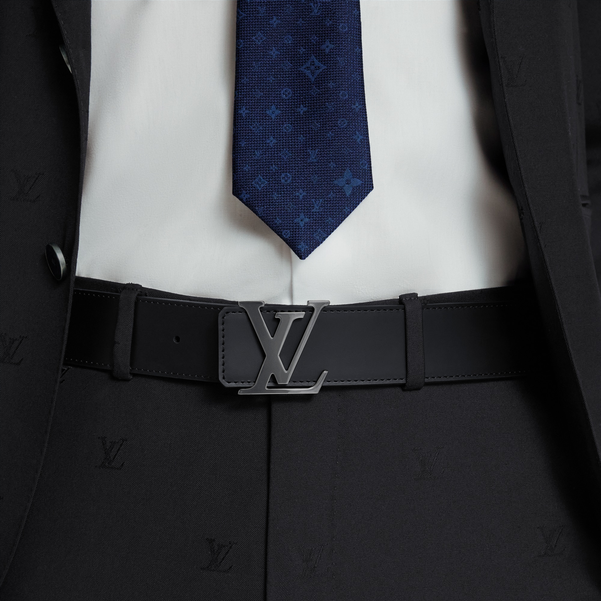 LV} - LVMonogram Eclipse - LV男士配饰系列 | 路易威登LOUIS VUITTON官网 (产品缩放)