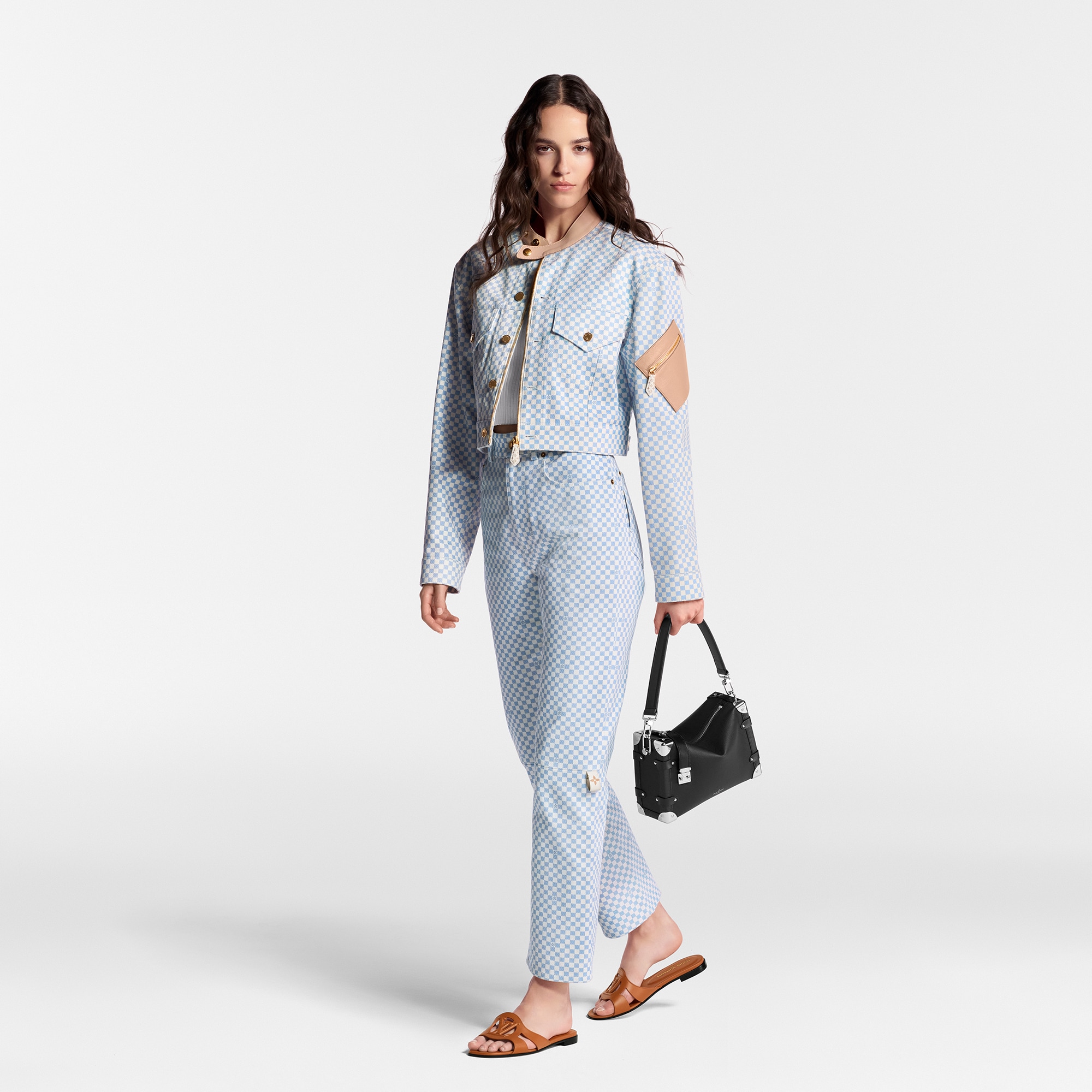 LV} - LV - LV女士鞋履系列 | 路易威登LOUIS VUITTON官网 (产品缩放)