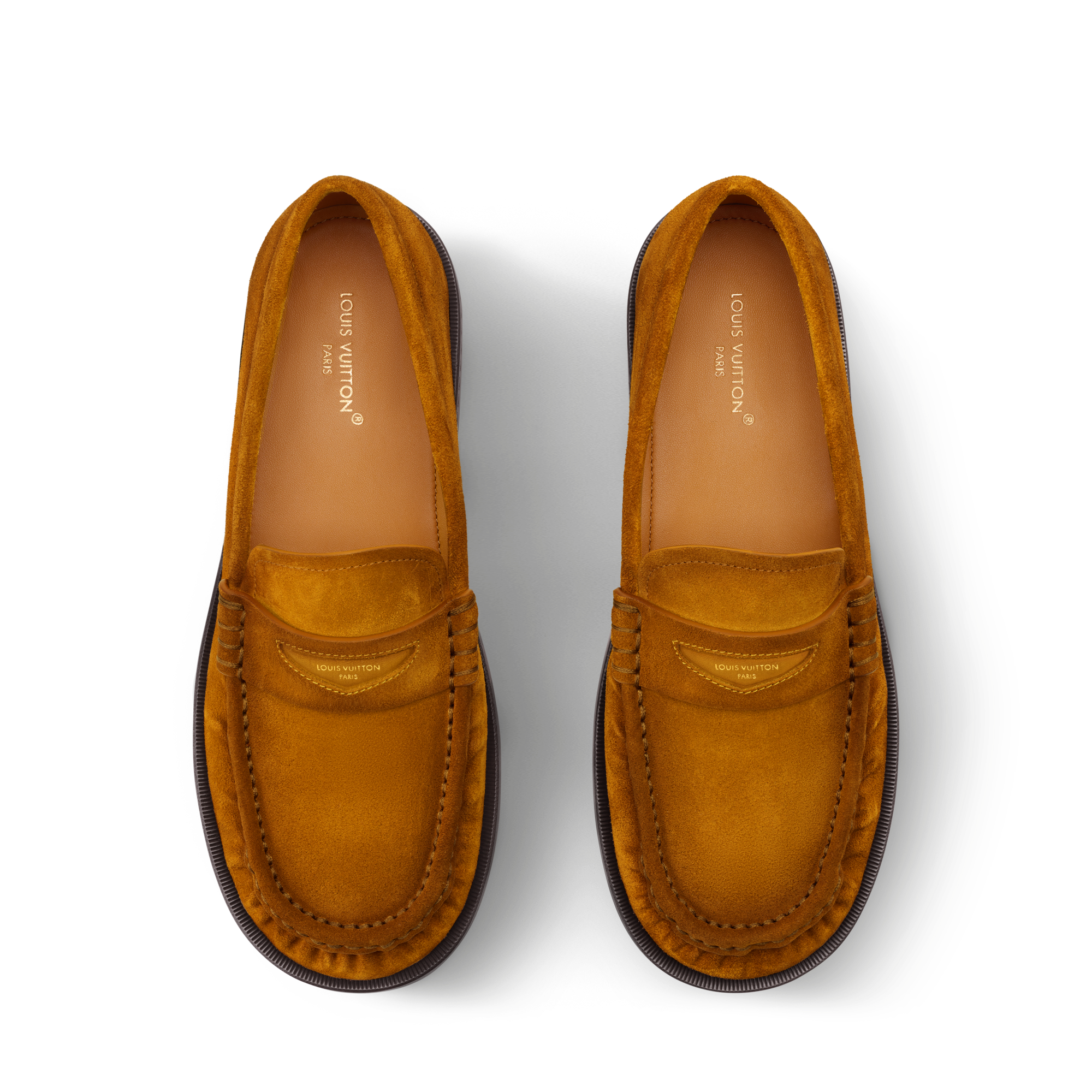 LV} - LV - LV男士鞋履系列 | 路易威登LOUIS VUITTON官网 (产品缩放)