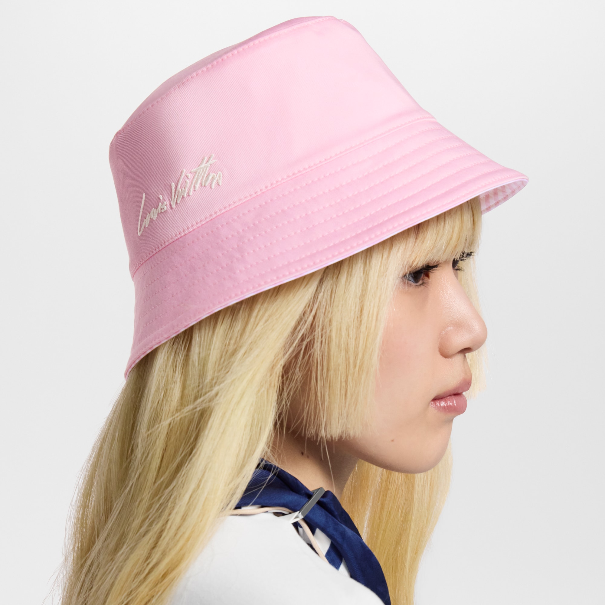 LV} - LVS00 - LV女士灵动配饰 | 路易威登LOUIS VUITTON官网 (产品缩放)