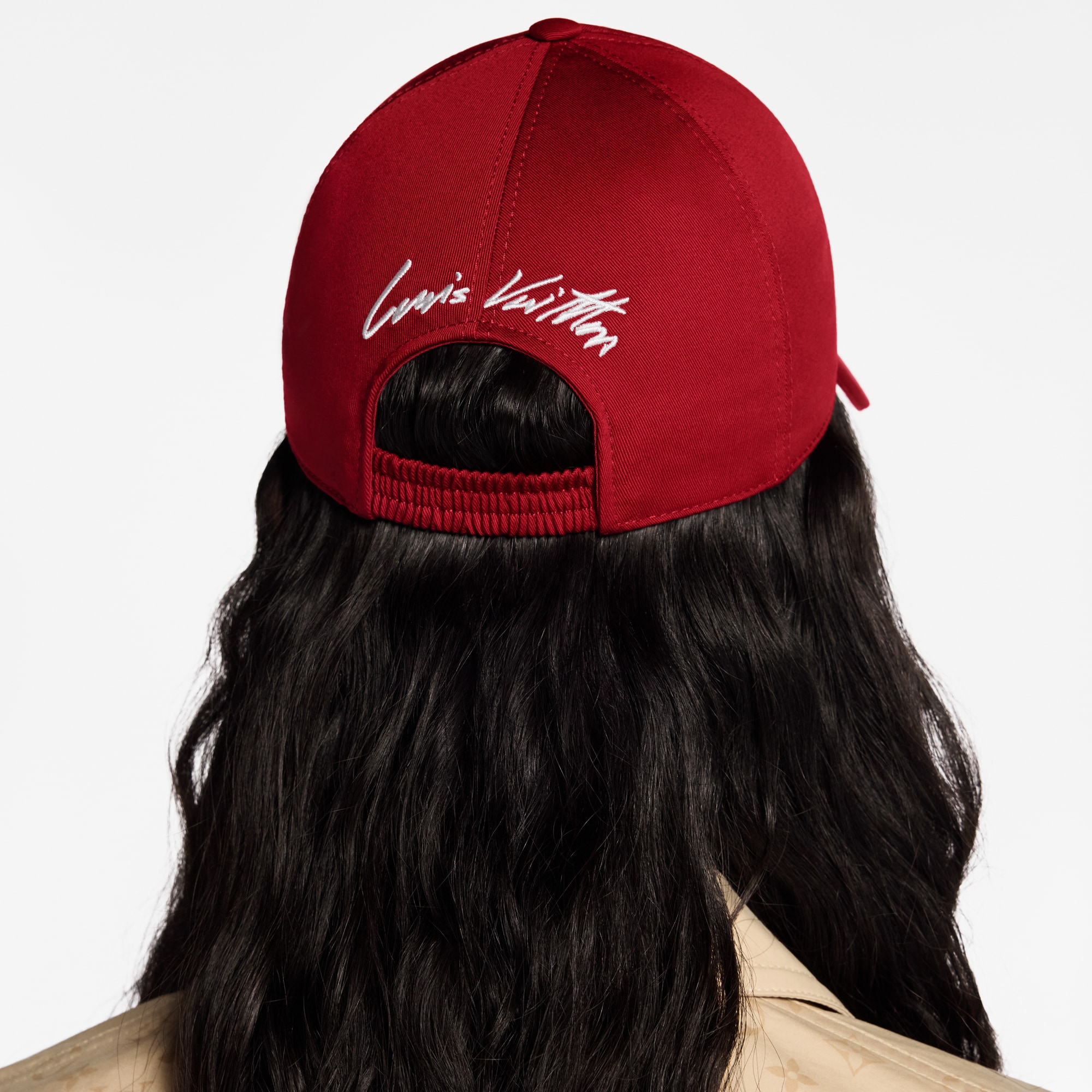 LV} - LVS00 - LV女士灵动配饰 | 路易威登LOUIS VUITTON官网 (产品缩放)