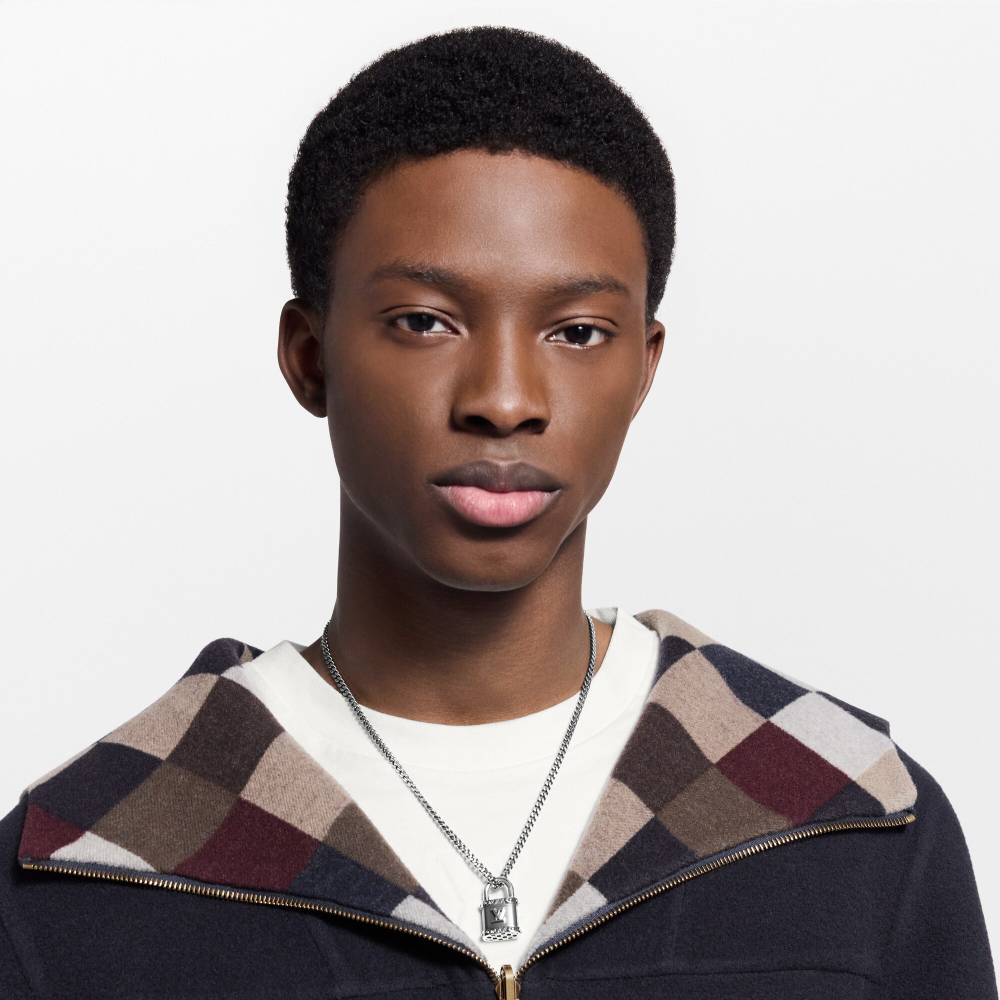 LV} - LVS00 - LV男士时尚首饰 | 路易威登LOUIS VUITTON官网 (产品缩放)