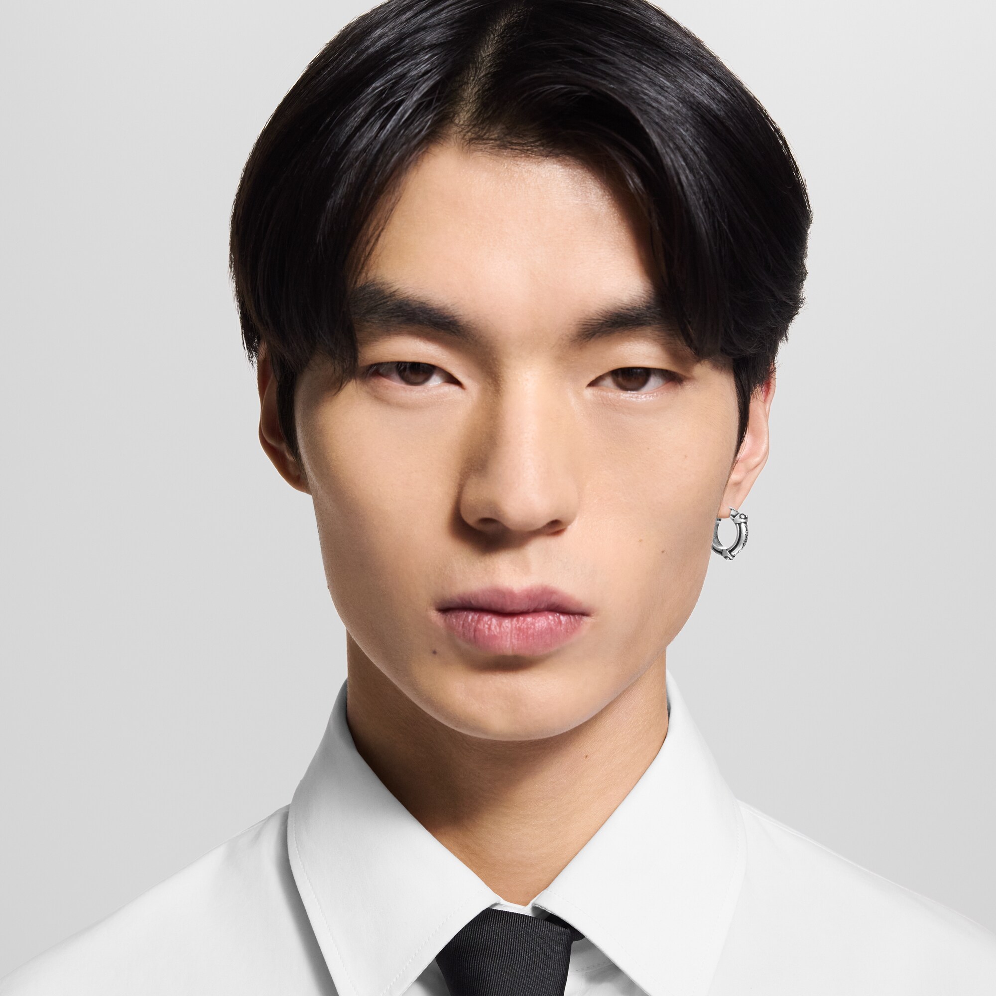 LV} - LVS00 - LV男士时尚首饰 | 路易威登LOUIS VUITTON官网 (产品缩放)