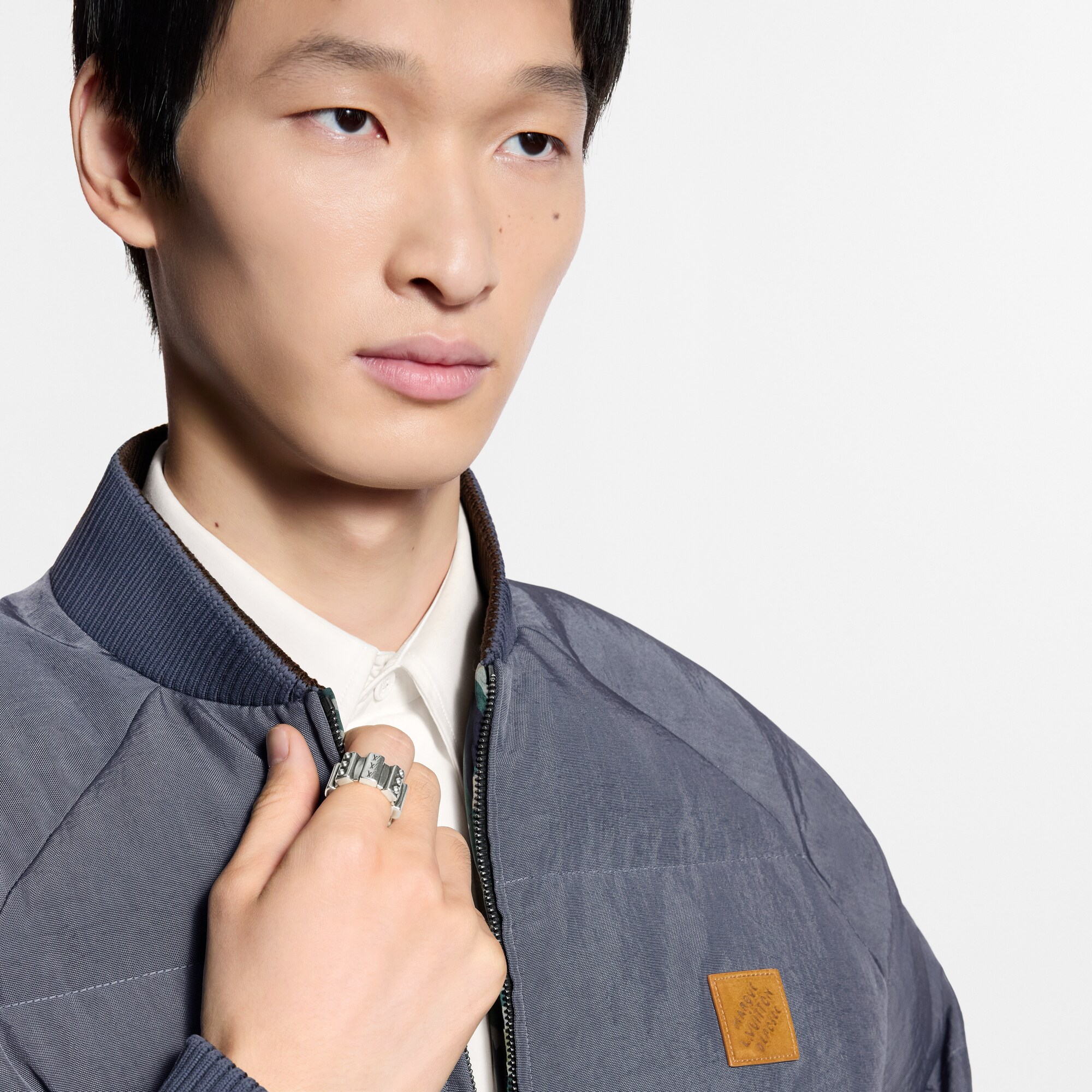 LV} - LVS00 - LV男士时尚首饰 | 路易威登LOUIS VUITTON官网 (产品缩放)