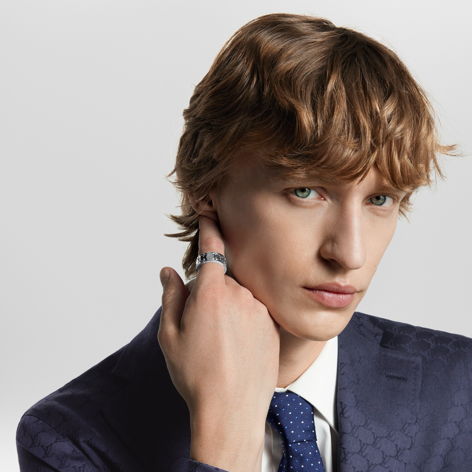 LV} - LVS00 - LV男士时尚首饰 | 路易威登LOUIS VUITTON官网 (产品缩放)