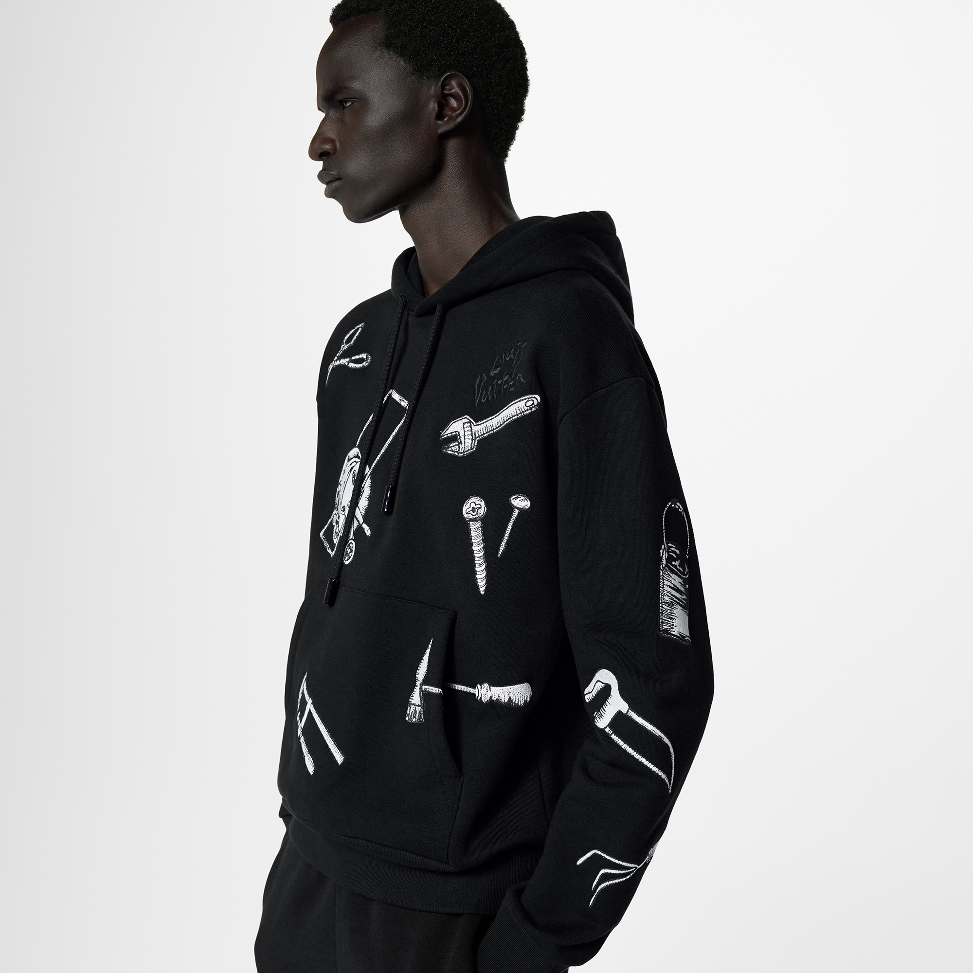 LV} - LV - LV男士Discontinued Product | 路易威登LOUIS VUITTON官网 (产品缩放)