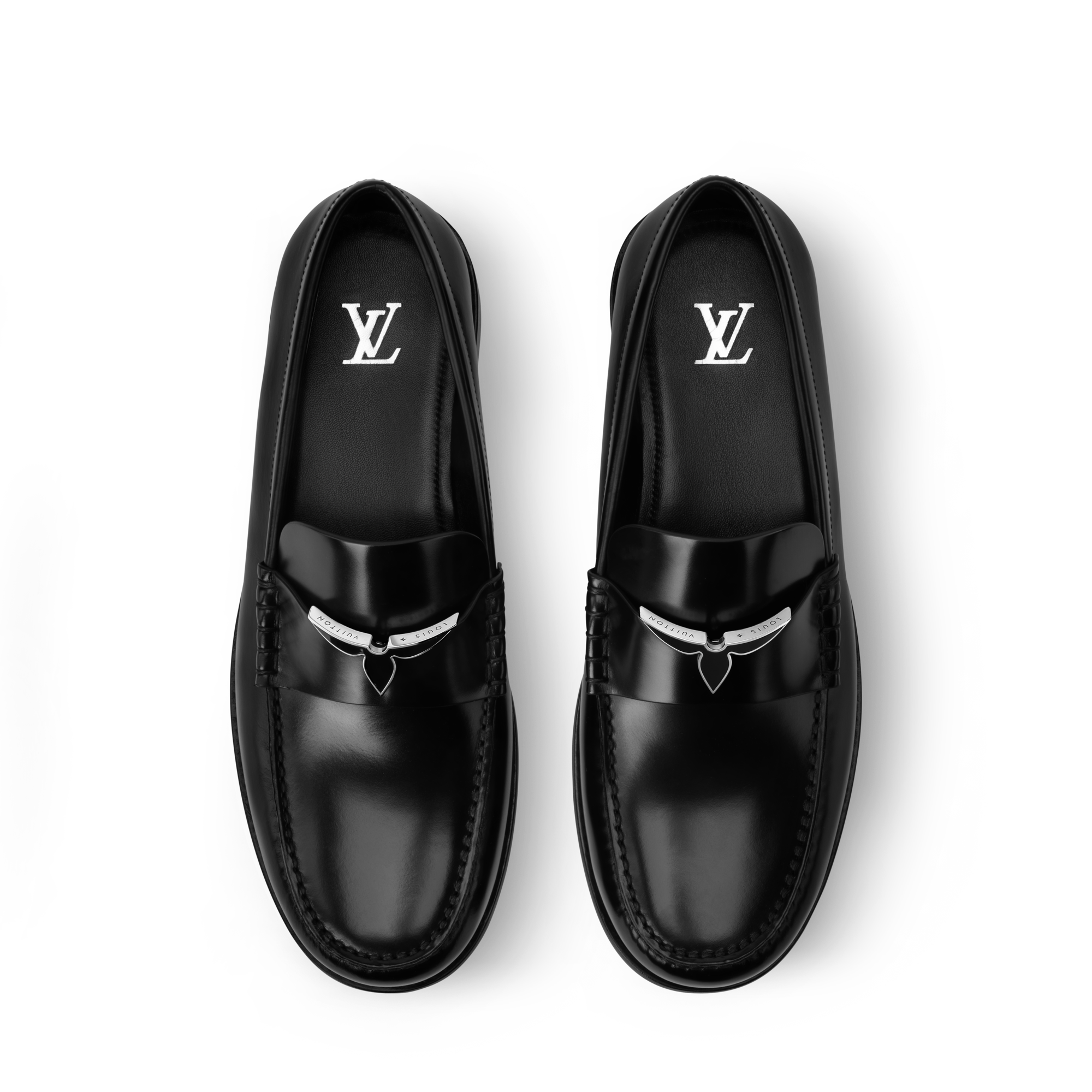 LV} - LV - LV男士鞋履系列 | 路易威登LOUIS VUITTON官网 (产品缩放)