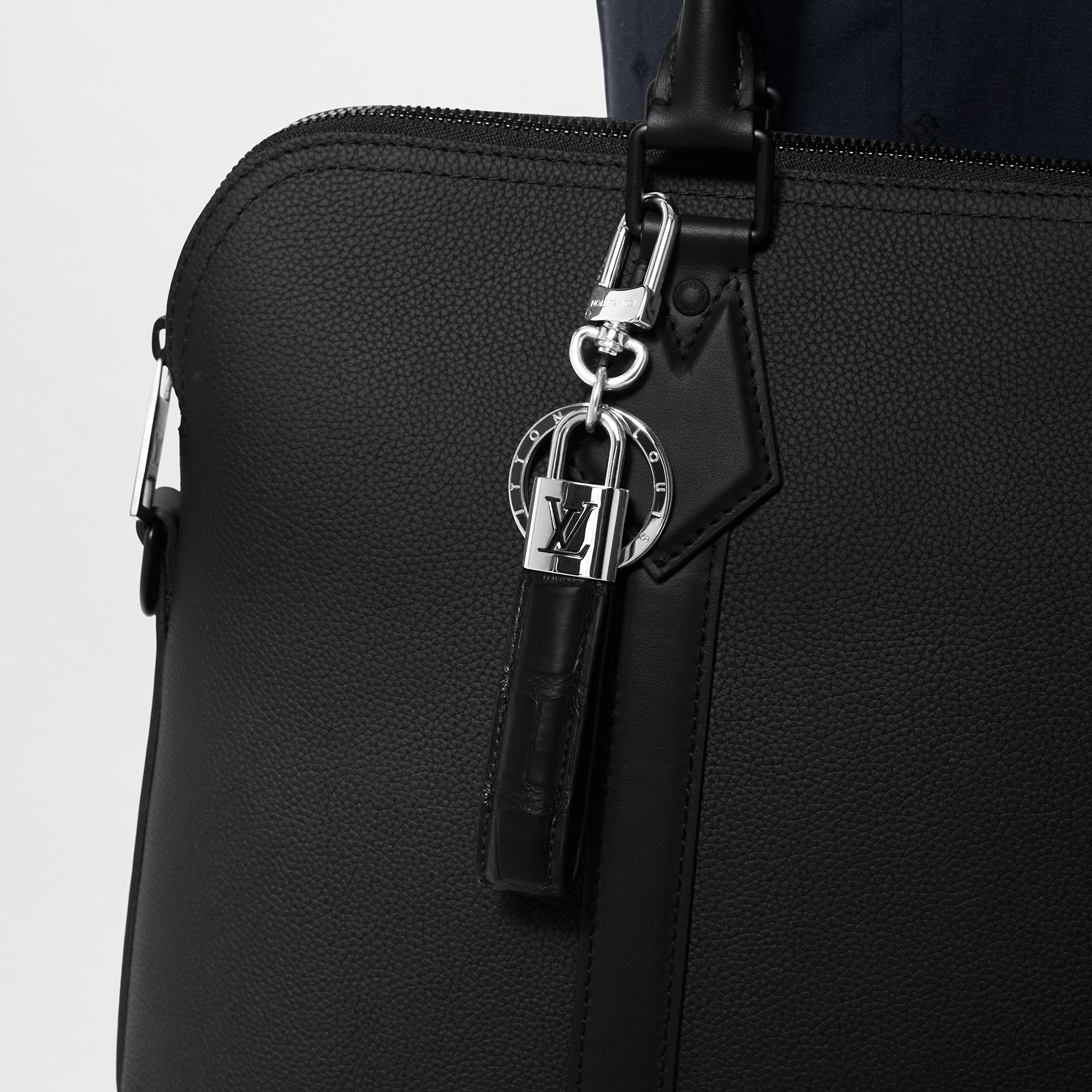 LV} - LVS00 - LV男士配饰系列 | 路易威登LOUIS VUITTON官网 (产品缩放)