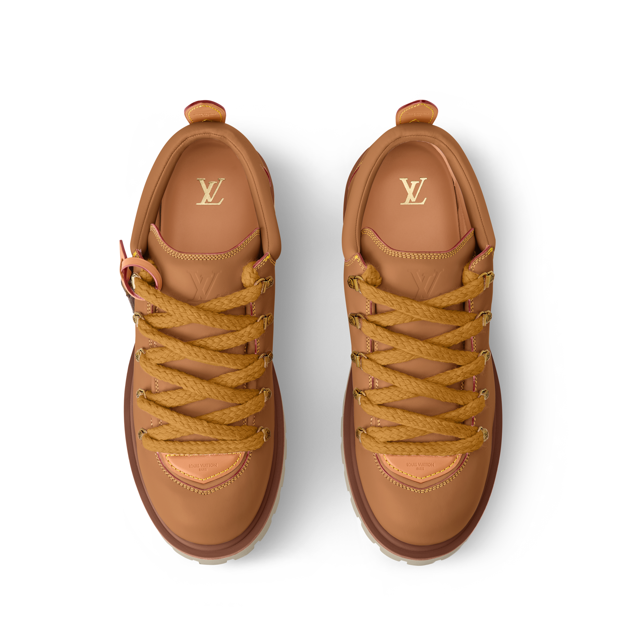 LV} - LV - LV新品系列男士 | 路易威登LOUIS VUITTON官网 (产品缩放)