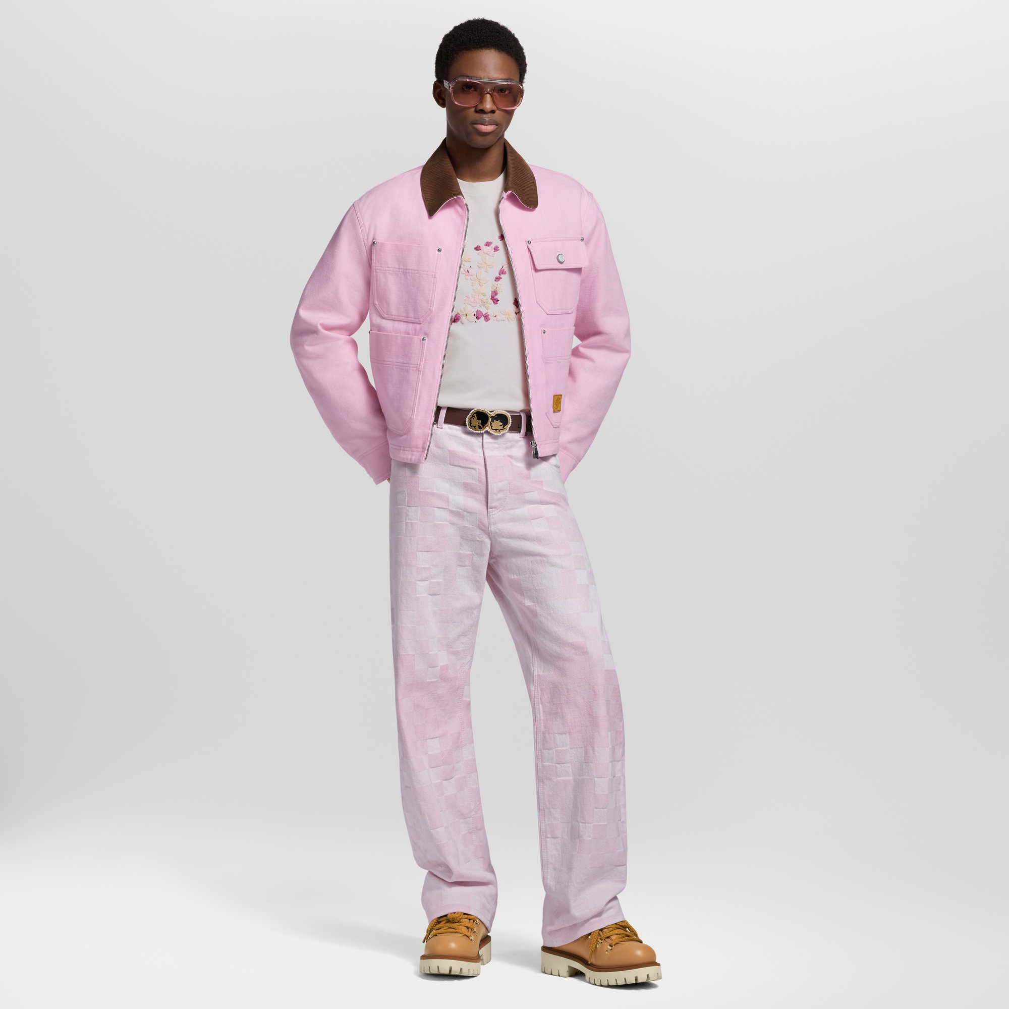 LV} - LV - LV新品系列男士 | 路易威登LOUIS VUITTON官网 (产品缩放)