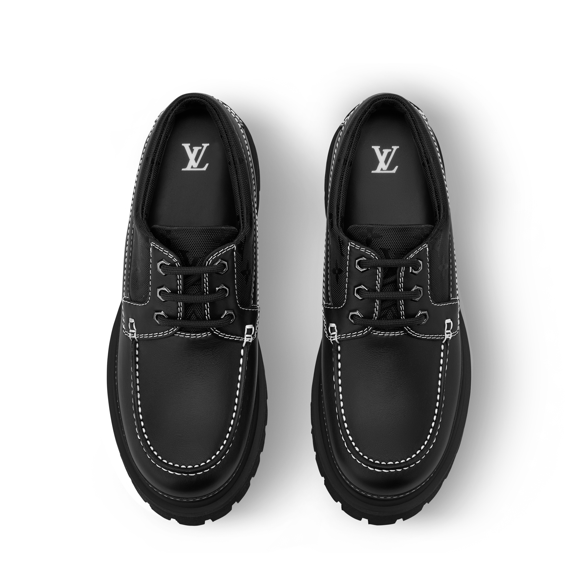 LV} - LV - LV男士鞋履系列 | 路易威登LOUIS VUITTON官网 (产品缩放)