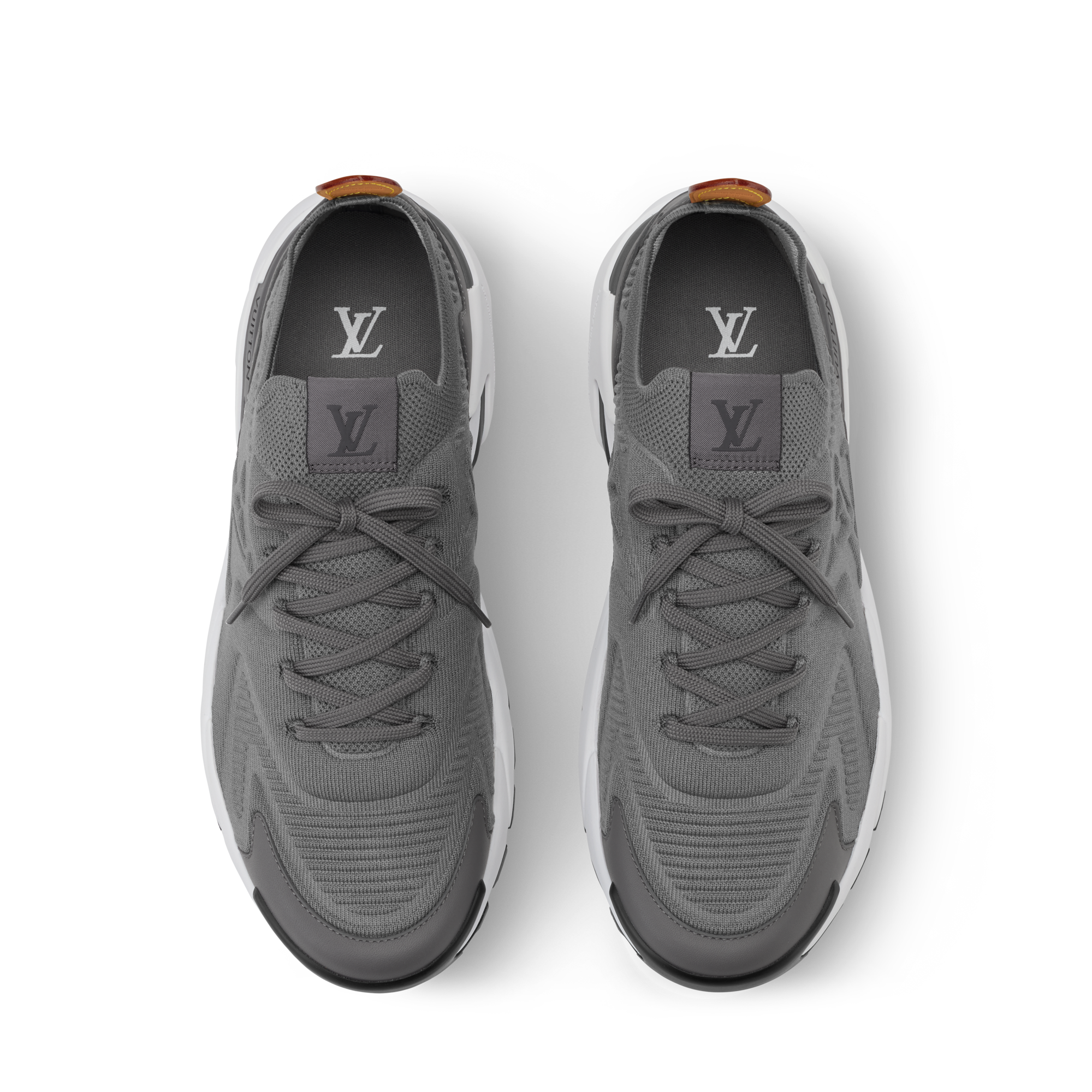 LV} - LV - LV男士鞋履系列 | 路易威登LOUIS VUITTON官网 (产品缩放)