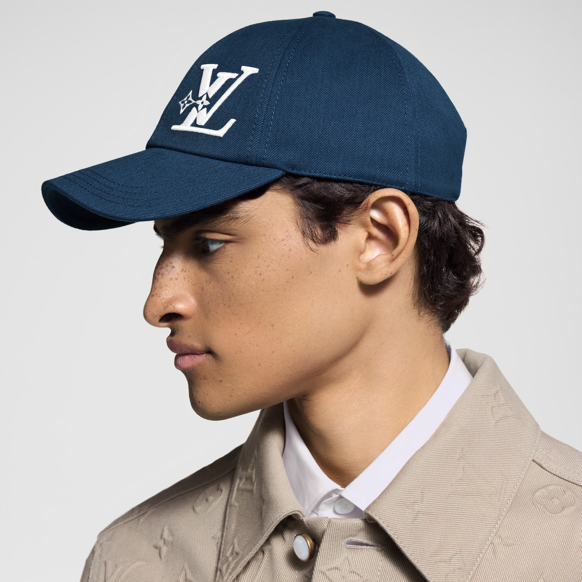LV} - LVS00 - LV男士配饰系列 | 路易威登LOUIS VUITTON官网 (产品缩放)