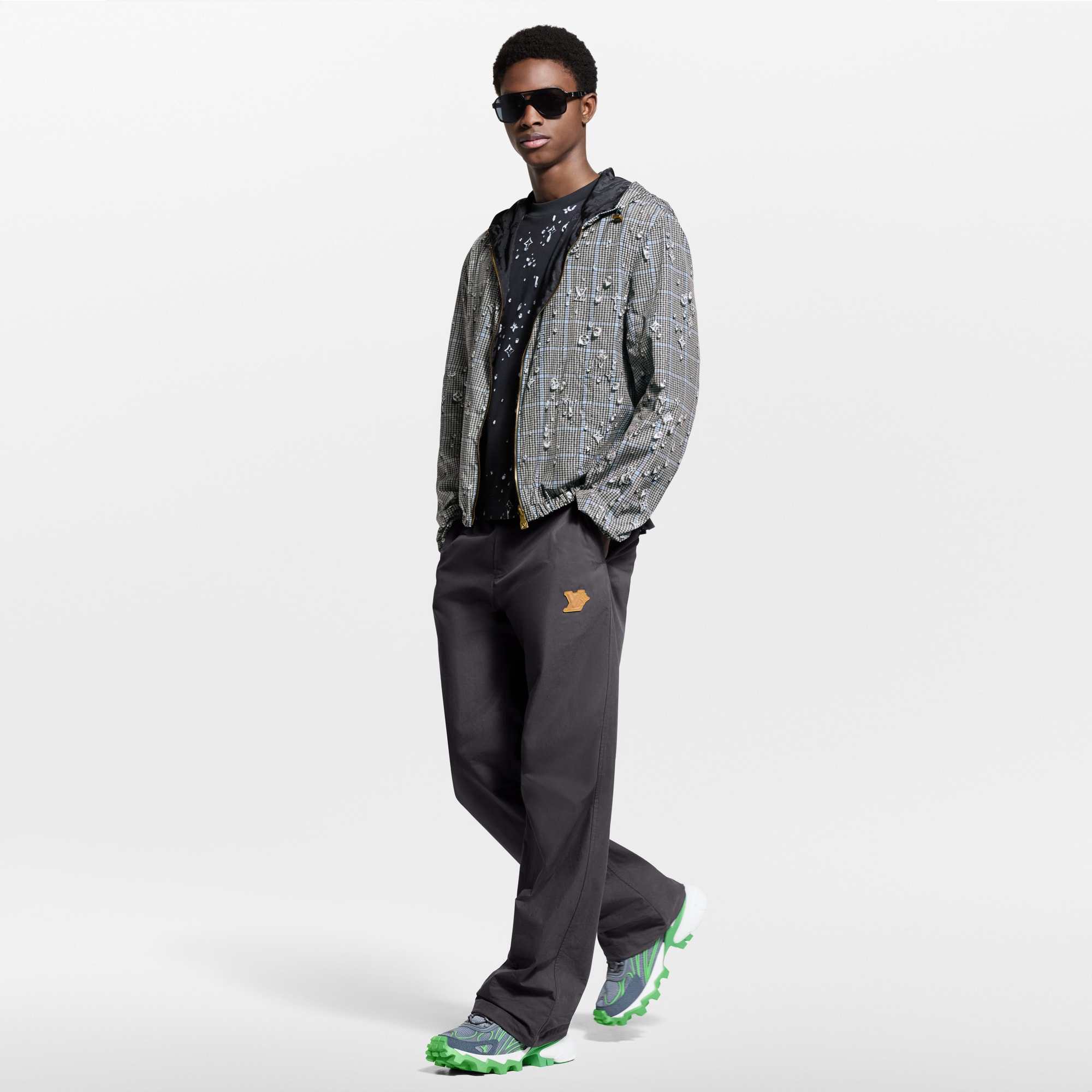 LV} - LV - LV男士鞋履系列 | 路易威登LOUIS VUITTON官网 (产品缩放)