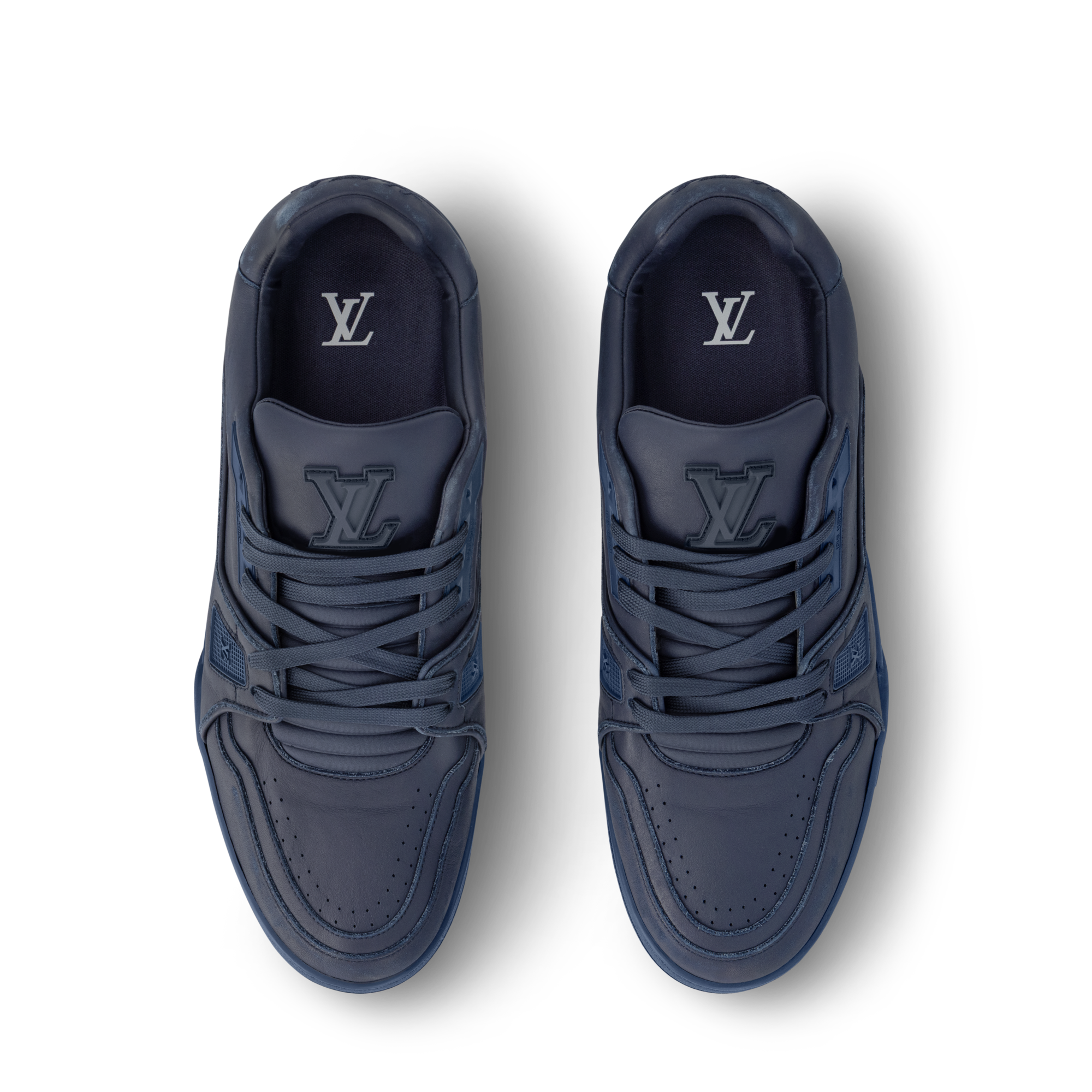 LV} - LV - LV男士鞋履系列 | 路易威登LOUIS VUITTON官网 (产品缩放)