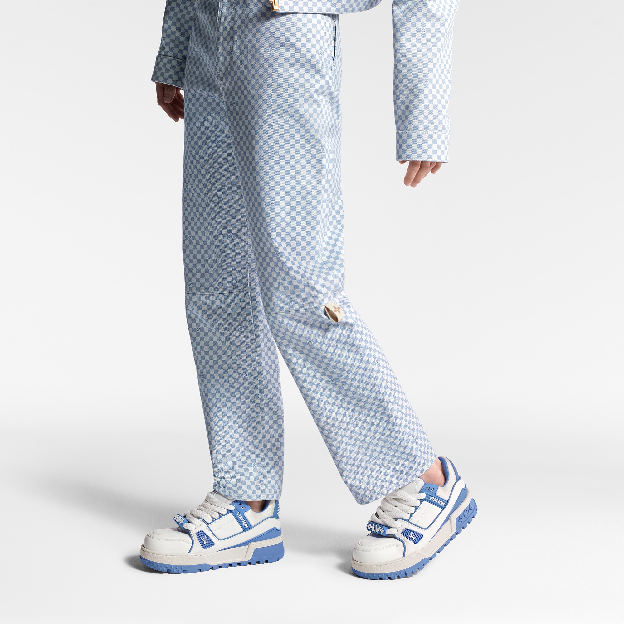 LV} - LV - LV女士鞋履系列 | 路易威登LOUIS VUITTON官网 (产品缩放)