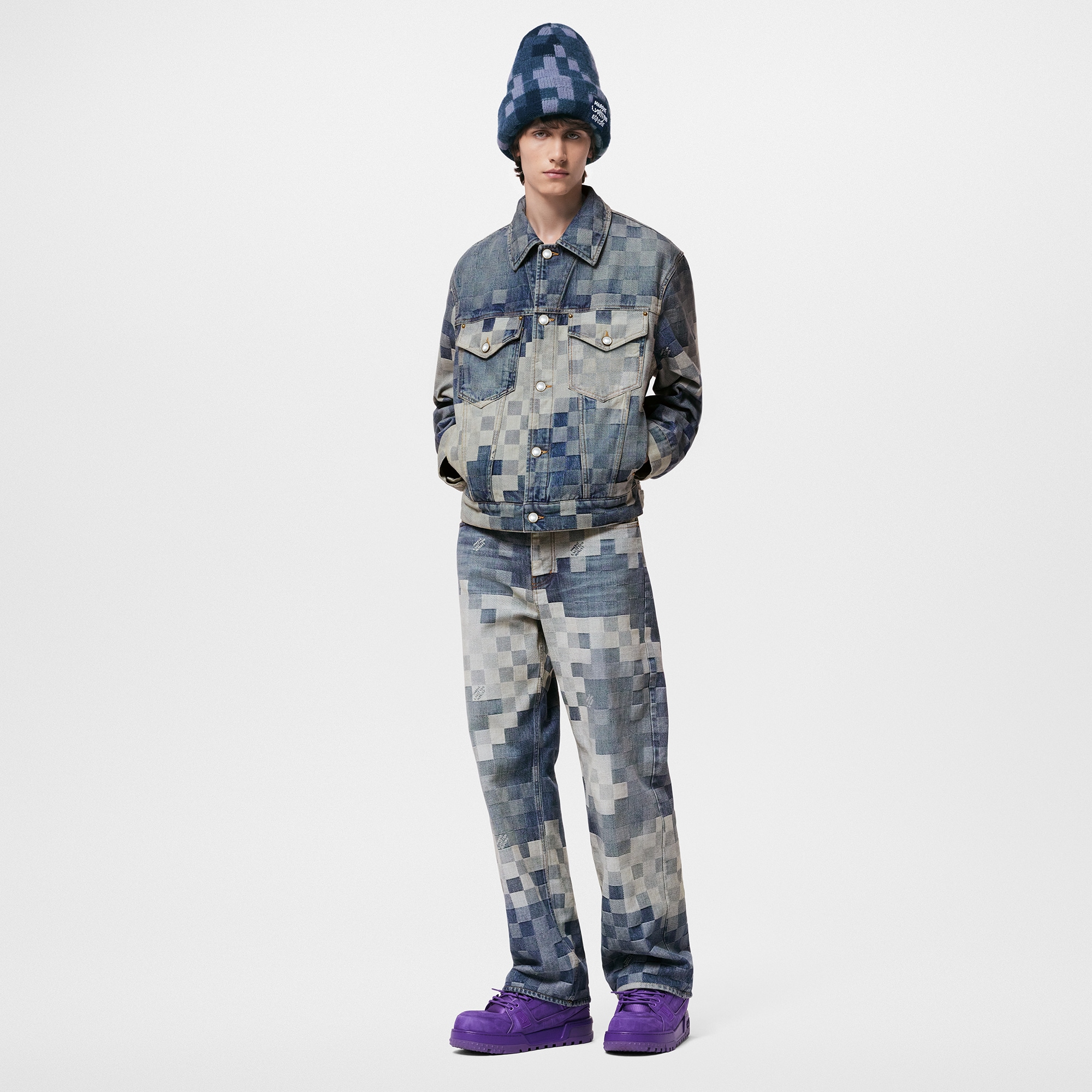 LV} - LV - LV男士鞋履系列 | 路易威登LOUIS VUITTON官网 (产品缩放)