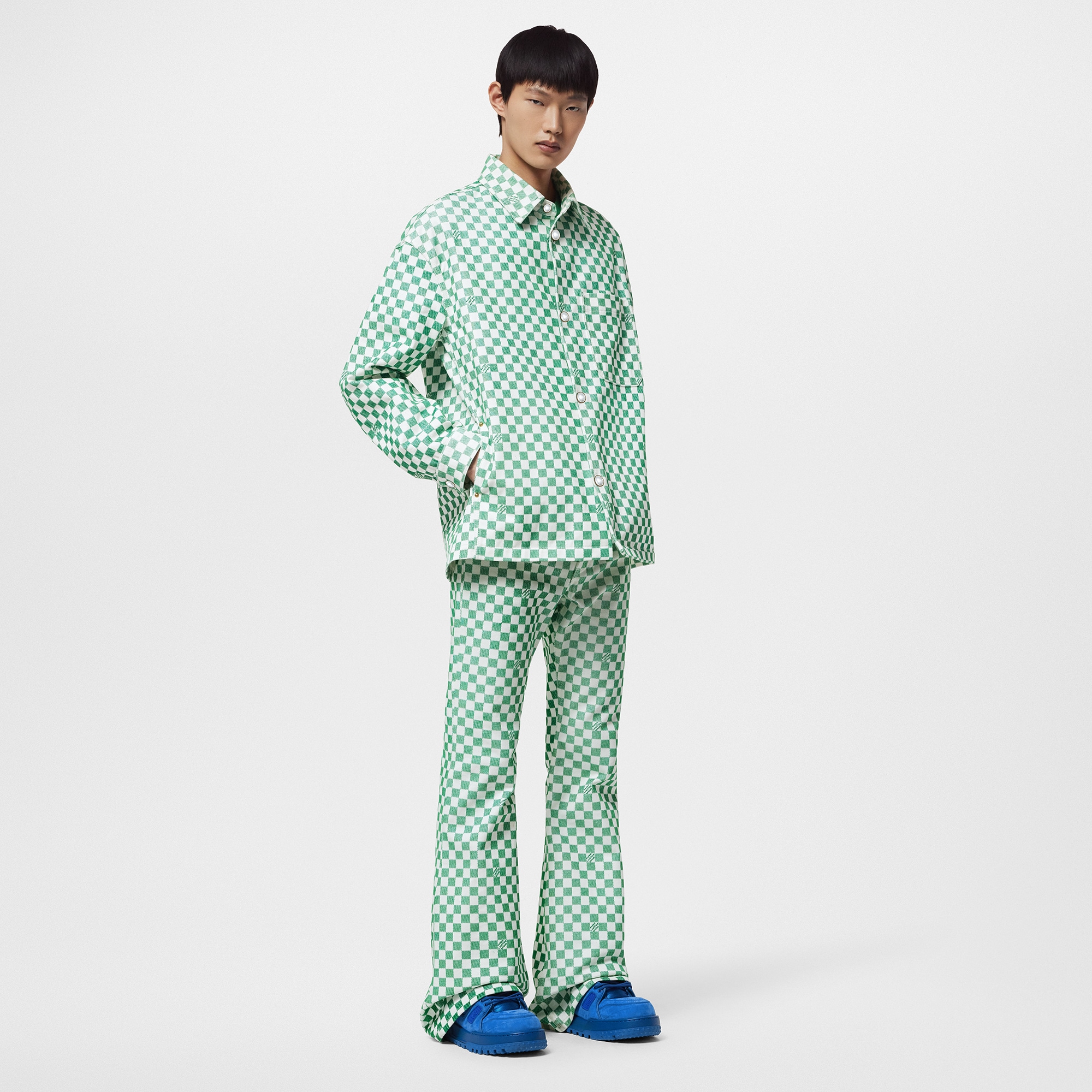 LV} - LV - LV男士鞋履系列 | 路易威登LOUIS VUITTON官网 (产品缩放)