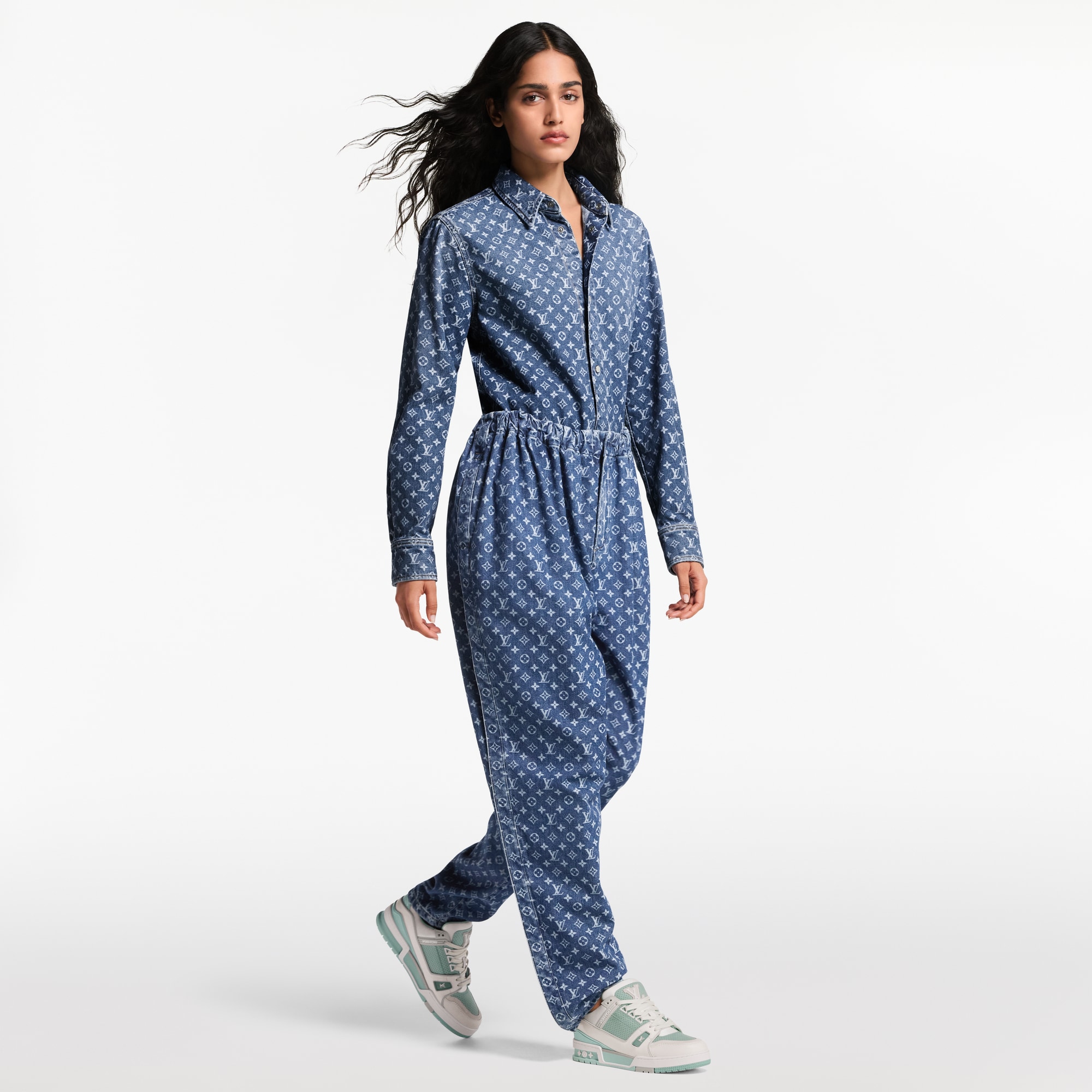 LV} - LV - LV女士鞋履系列 | 路易威登LOUIS VUITTON官网 (产品缩放)