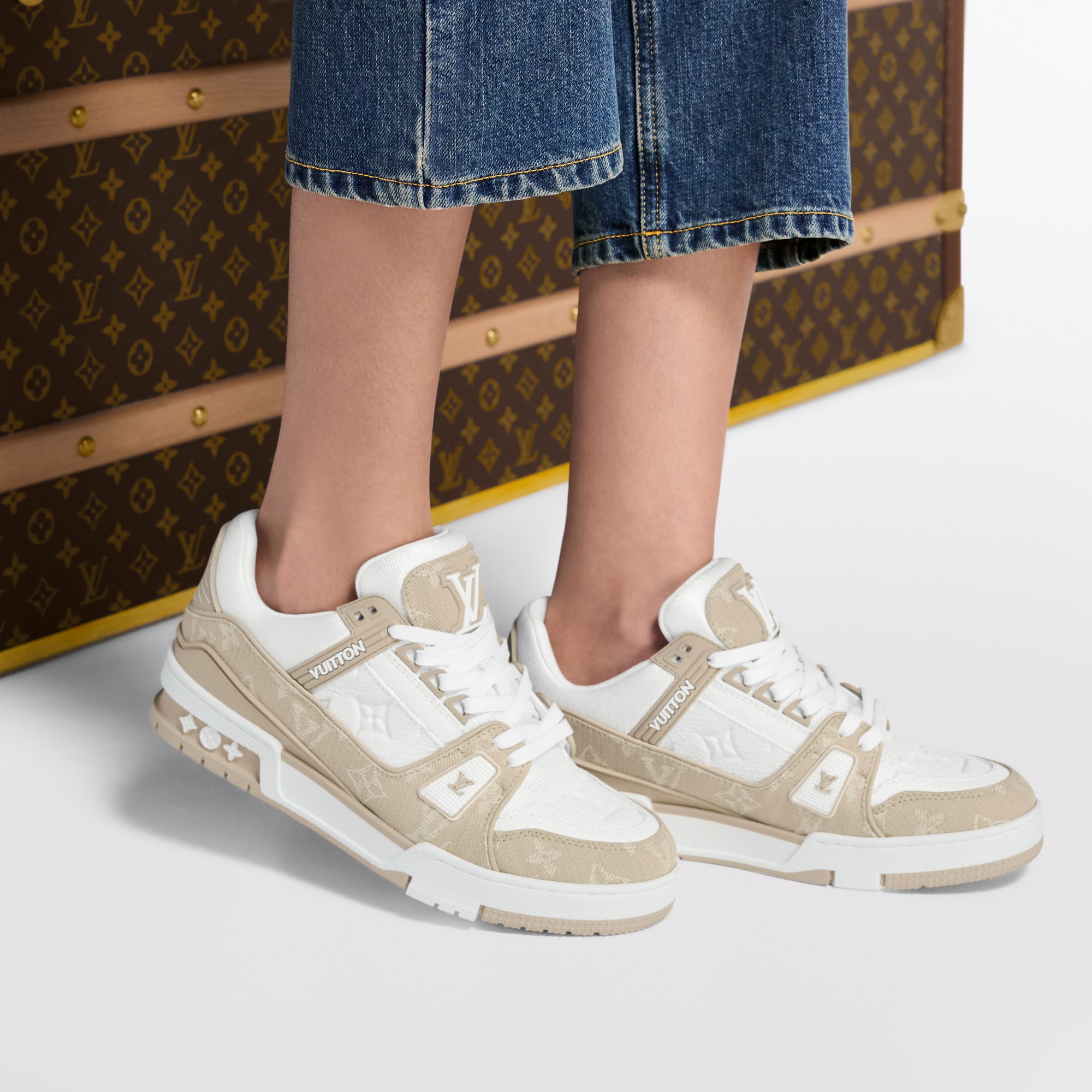 LV} - LV - LV女士鞋履系列 | 路易威登LOUIS VUITTON官网 (产品缩放)