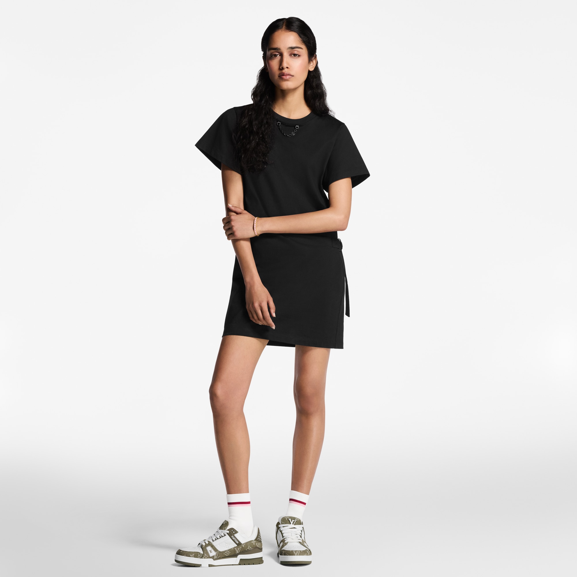LV} - LV - LV女士鞋履系列 | 路易威登LOUIS VUITTON官网 (产品缩放)