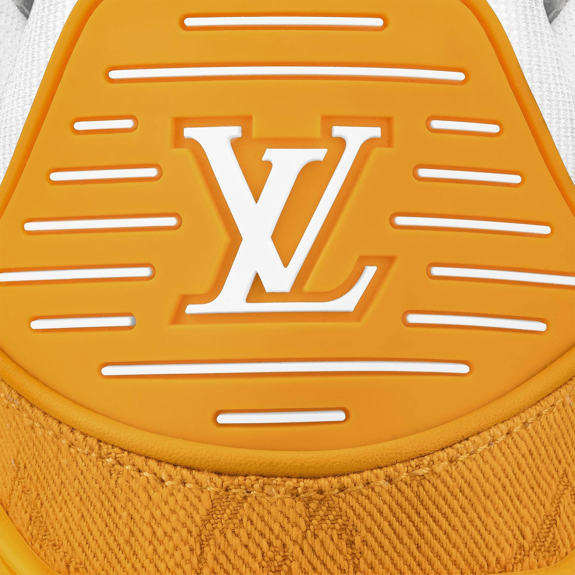 LV} - LV - LV男士鞋履系列 | 路易威登LOUIS VUITTON官网 (产品缩放)