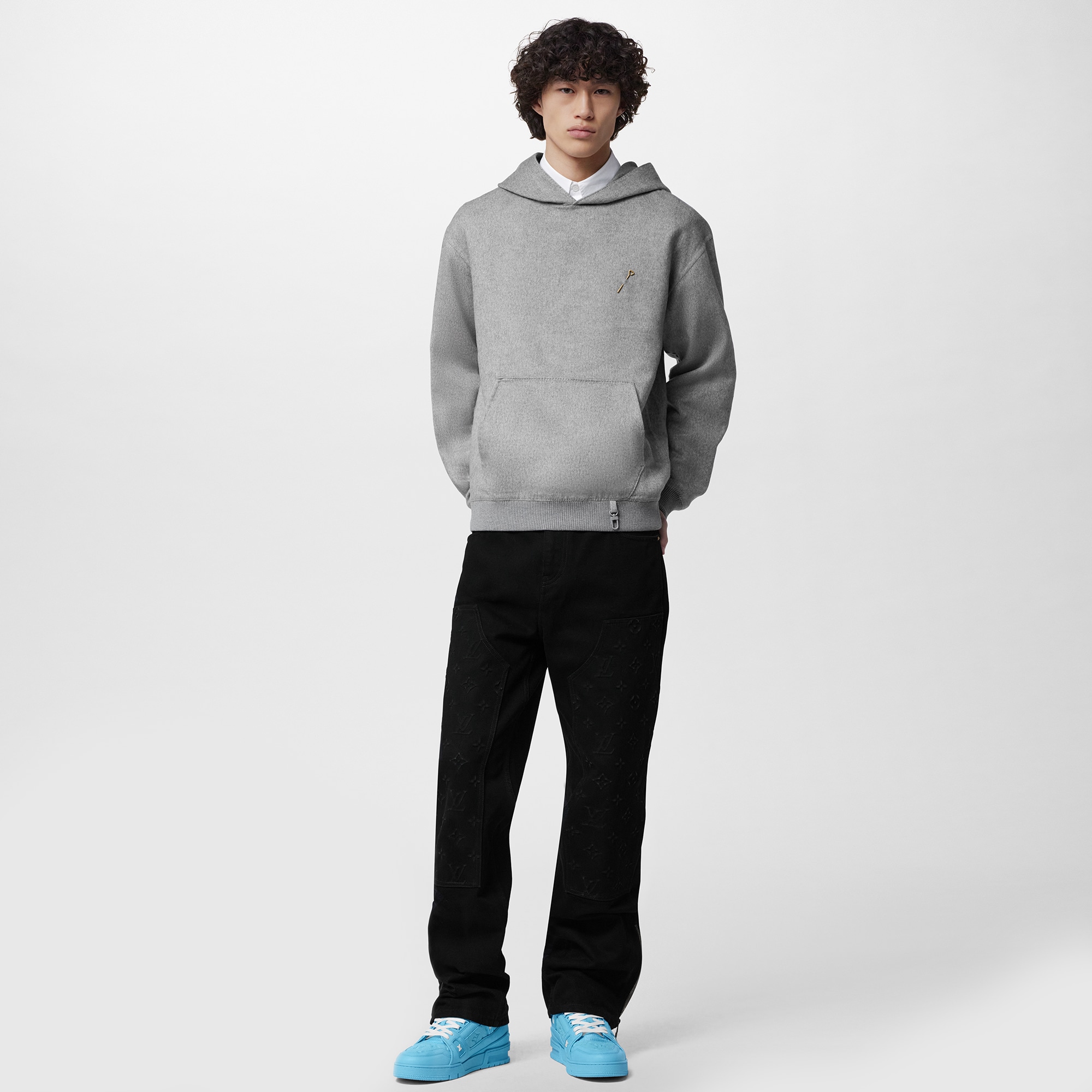 LV} - LV - LV男士鞋履系列 | 路易威登LOUIS VUITTON官网 (产品缩放)