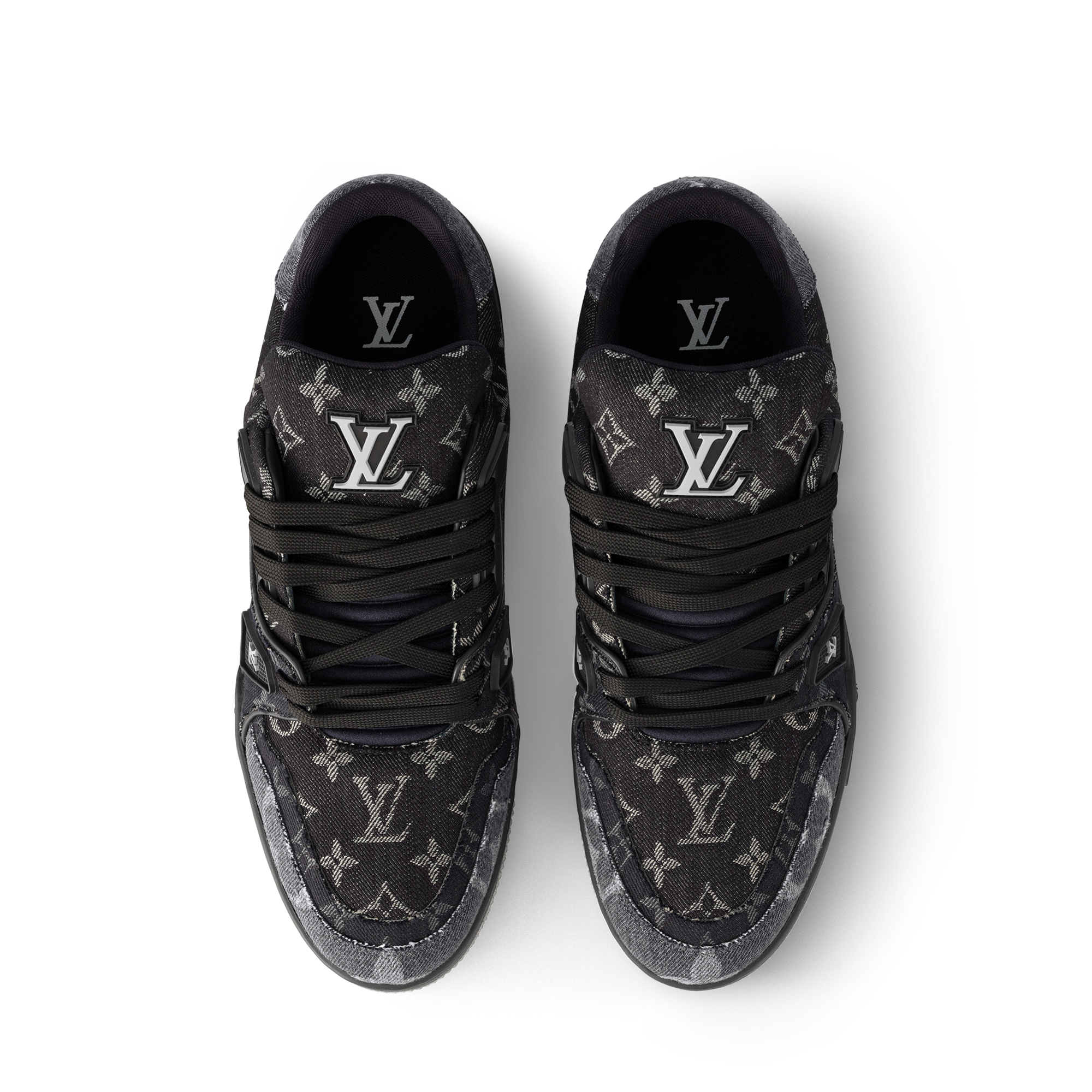 LV} - LV - LV男士鞋履系列 | 路易威登LOUIS VUITTON官网 (产品缩放)