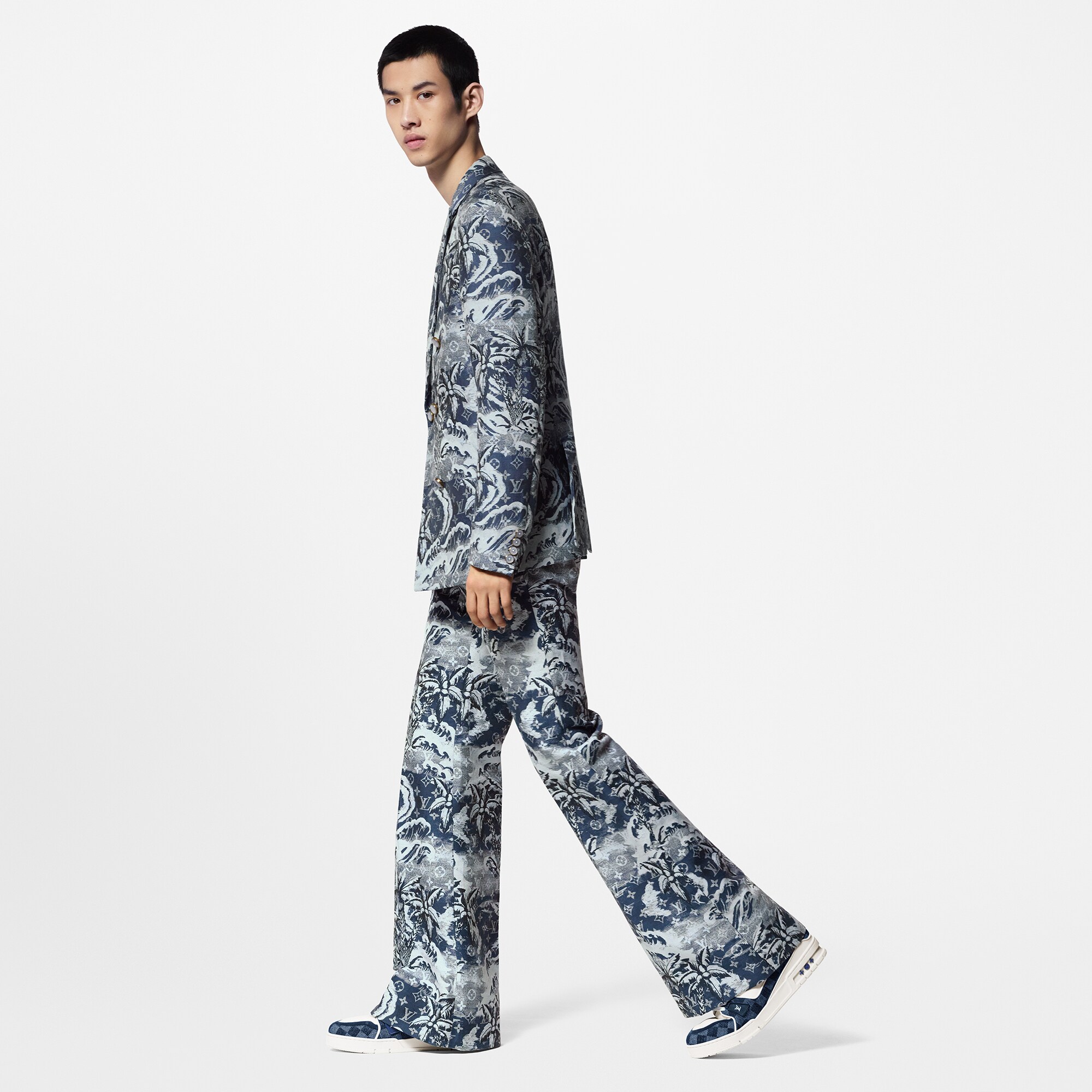 LV} - LV - LV男士鞋履系列 | 路易威登LOUIS VUITTON官网 (产品缩放)