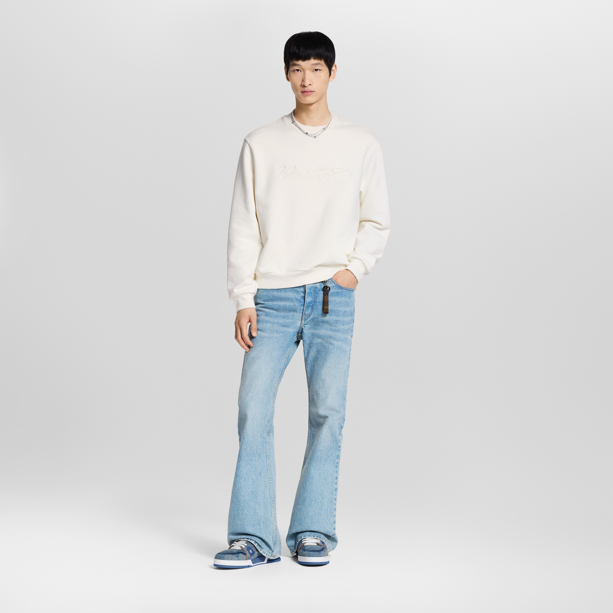 LV} - LV - LV男士鞋履系列 | 路易威登LOUIS VUITTON官网 (产品缩放)
