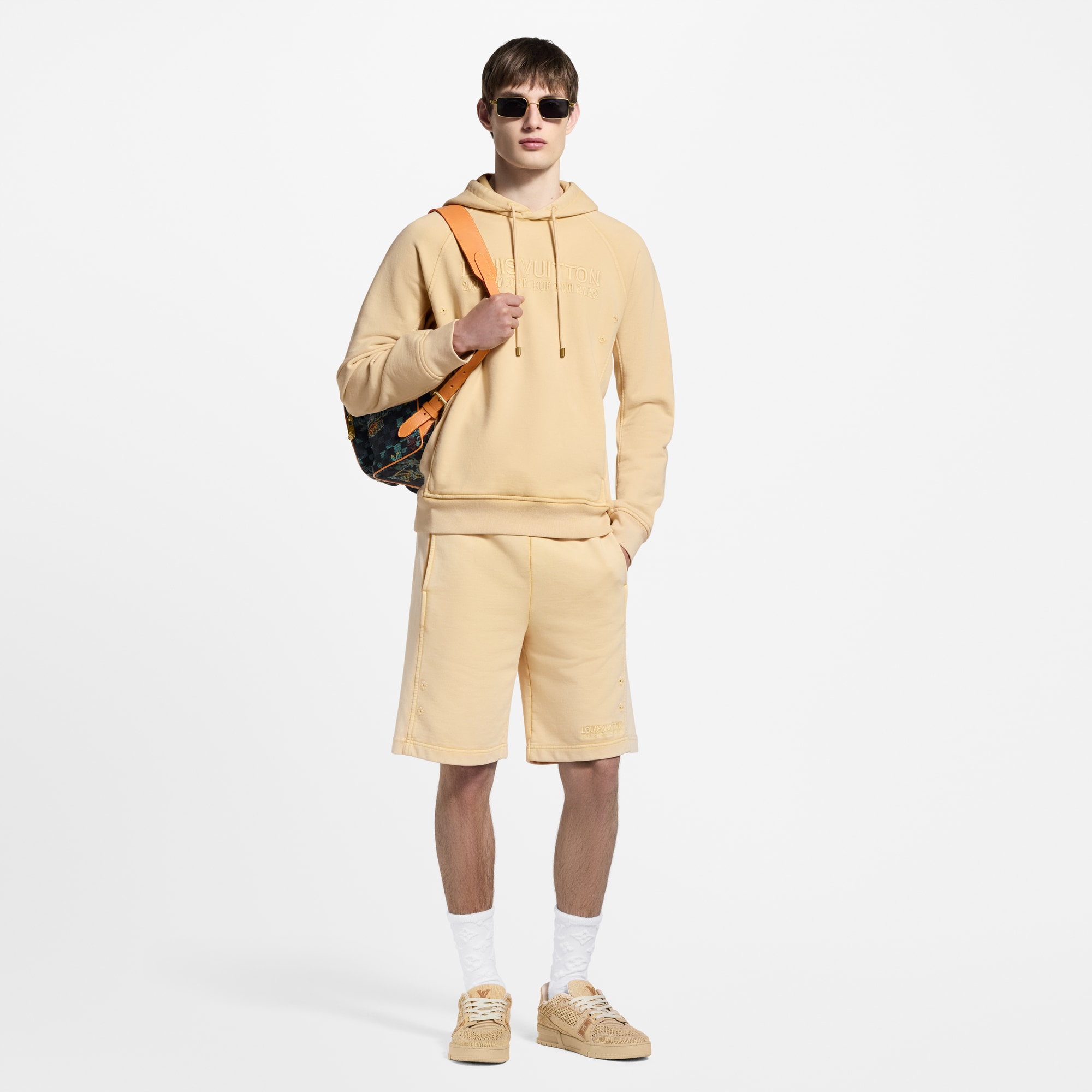 LV} - LV - LV男士鞋履系列 | 路易威登LOUIS VUITTON官网 (产品缩放)