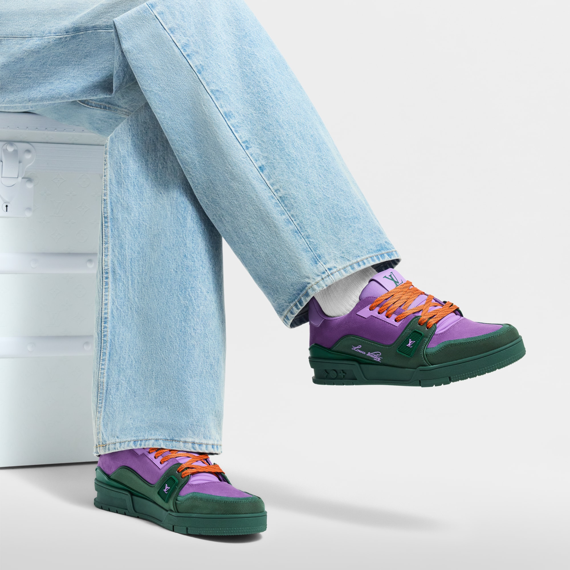 LV} - LV - LV男士鞋履系列 | 路易威登LOUIS VUITTON官网 (产品缩放)