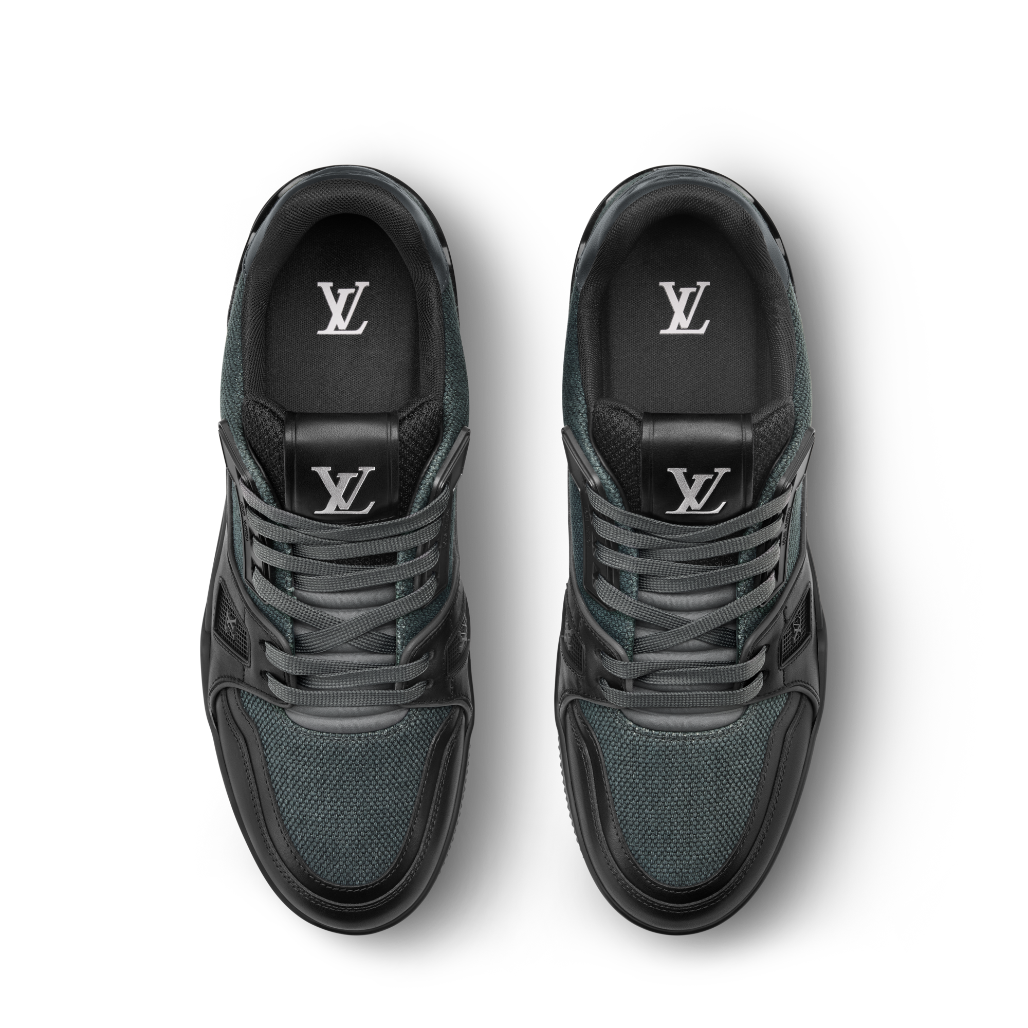 LV} - LV - LV男士鞋履系列 | 路易威登LOUIS VUITTON官网 (产品缩放)