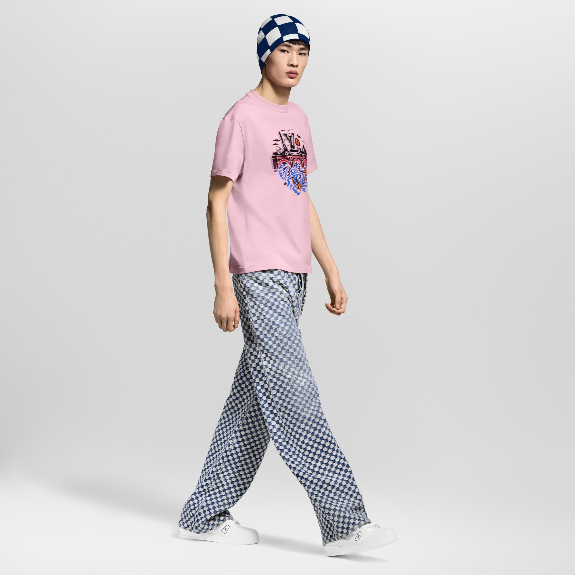 LV} - LV - LV男士鞋履系列 | 路易威登LOUIS VUITTON官网 (产品缩放)