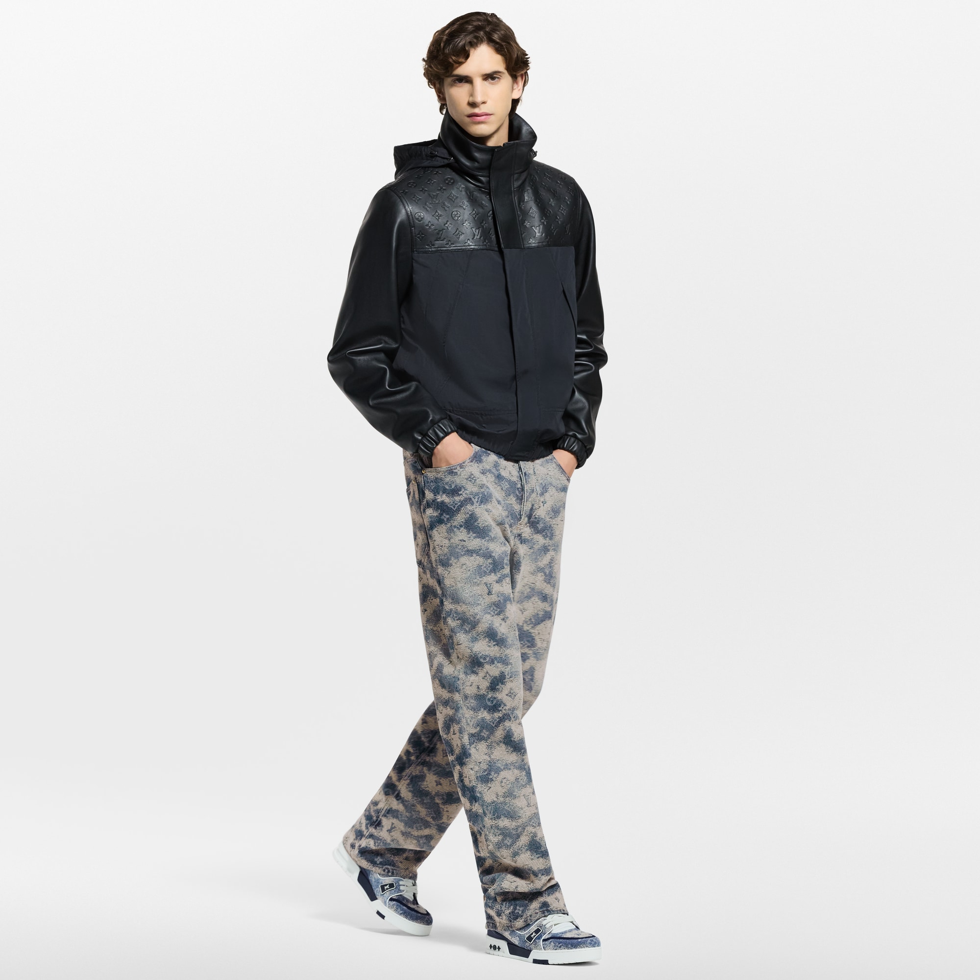 LV} - LV - LV男士鞋履系列 | 路易威登LOUIS VUITTON官网 (产品缩放)