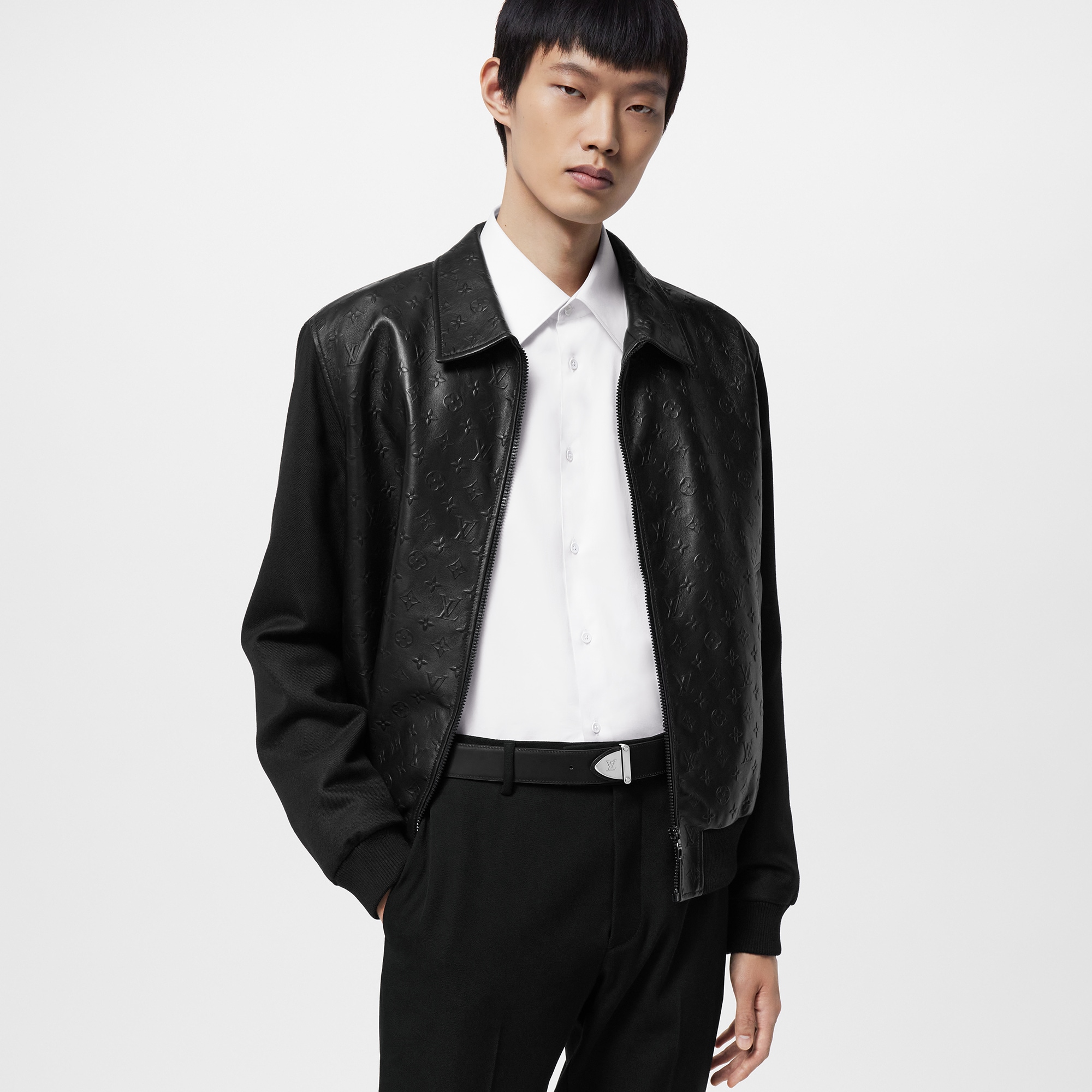 LV} - LV - LV男士配饰系列 | 路易威登LOUIS VUITTON官网 (产品缩放)