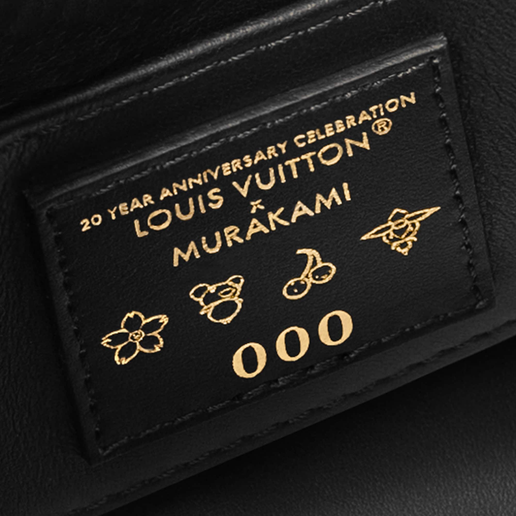 LV} - LVCapucines - LV女士时尚手袋 | 路易威登LOUIS VUITTON官网 (产品缩放)