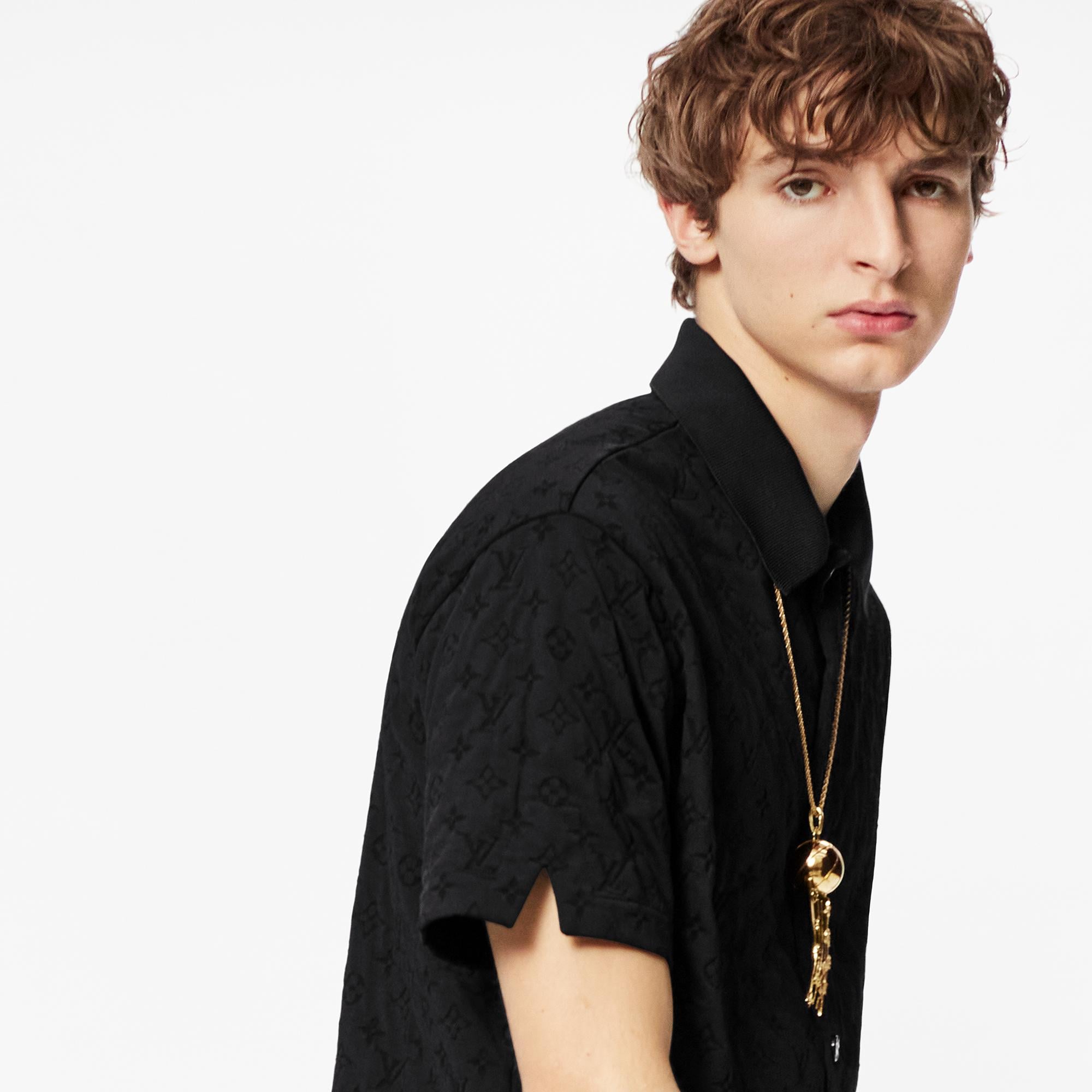 LV} - LV - LV男士Discontinued Product | 路易威登LOUIS VUITTON官网 (产品缩放)