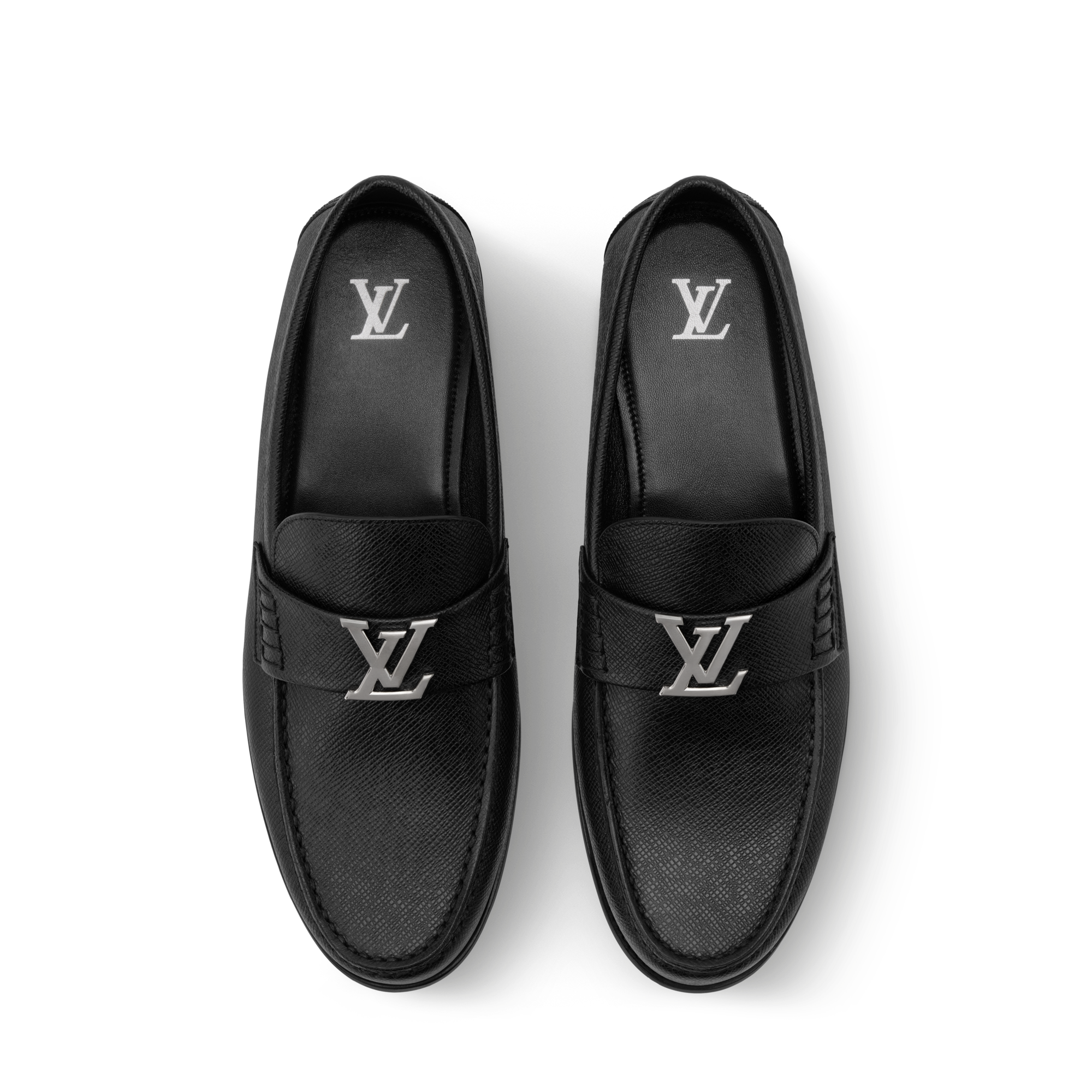 LV} - LV - LV男士鞋履系列 | 路易威登LOUIS VUITTON官网 (产品缩放)