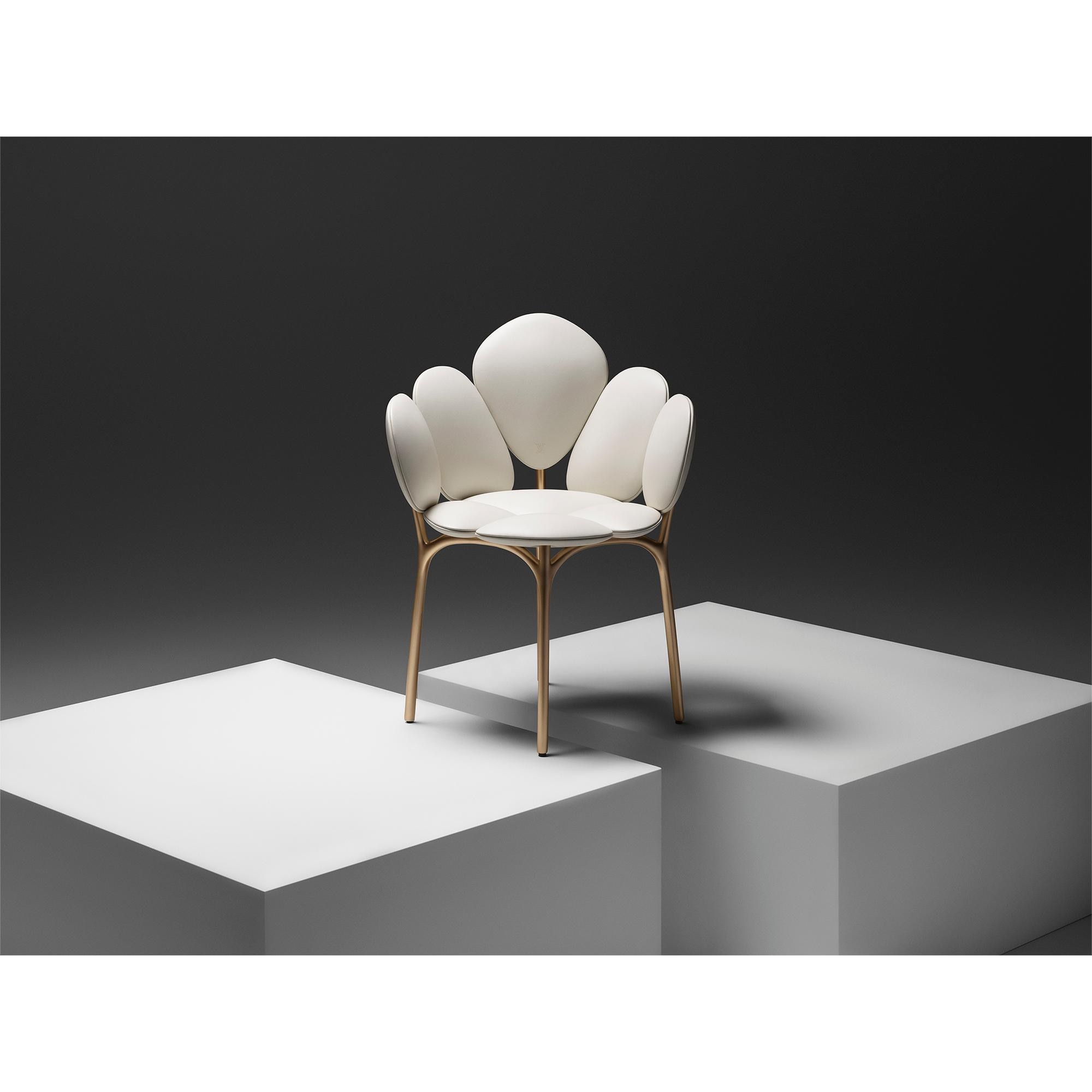 LV} - LV - LV硬箱、旅行和家居家居和餐桌艺术 | 路易威登LOUIS VUITTON官网 (产品缩放)