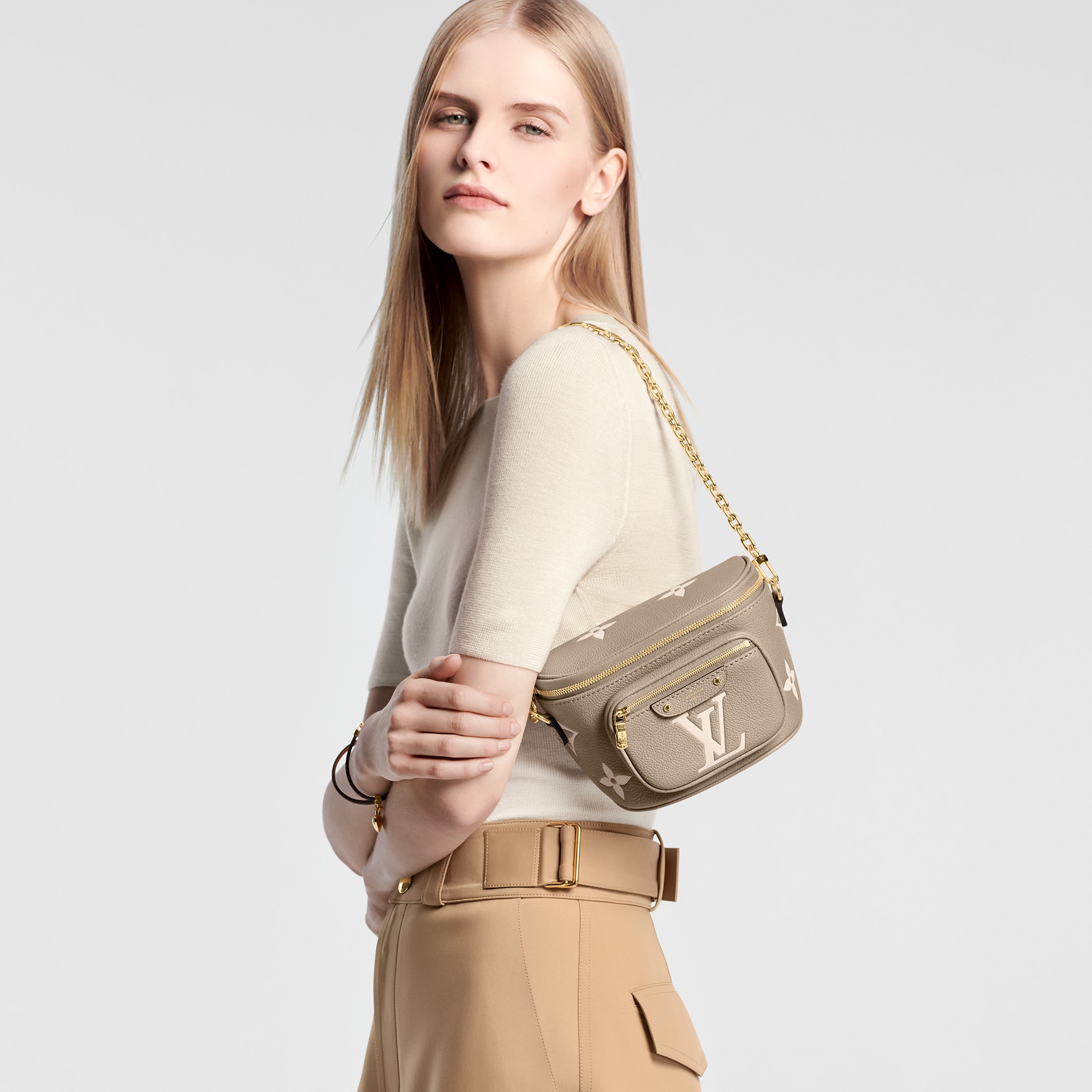 LV} - LVBicolor Monogram Empreinte Leather - LV女士小型皮具 | 路易威登LOUIS VUITTON官网 (产品缩放)