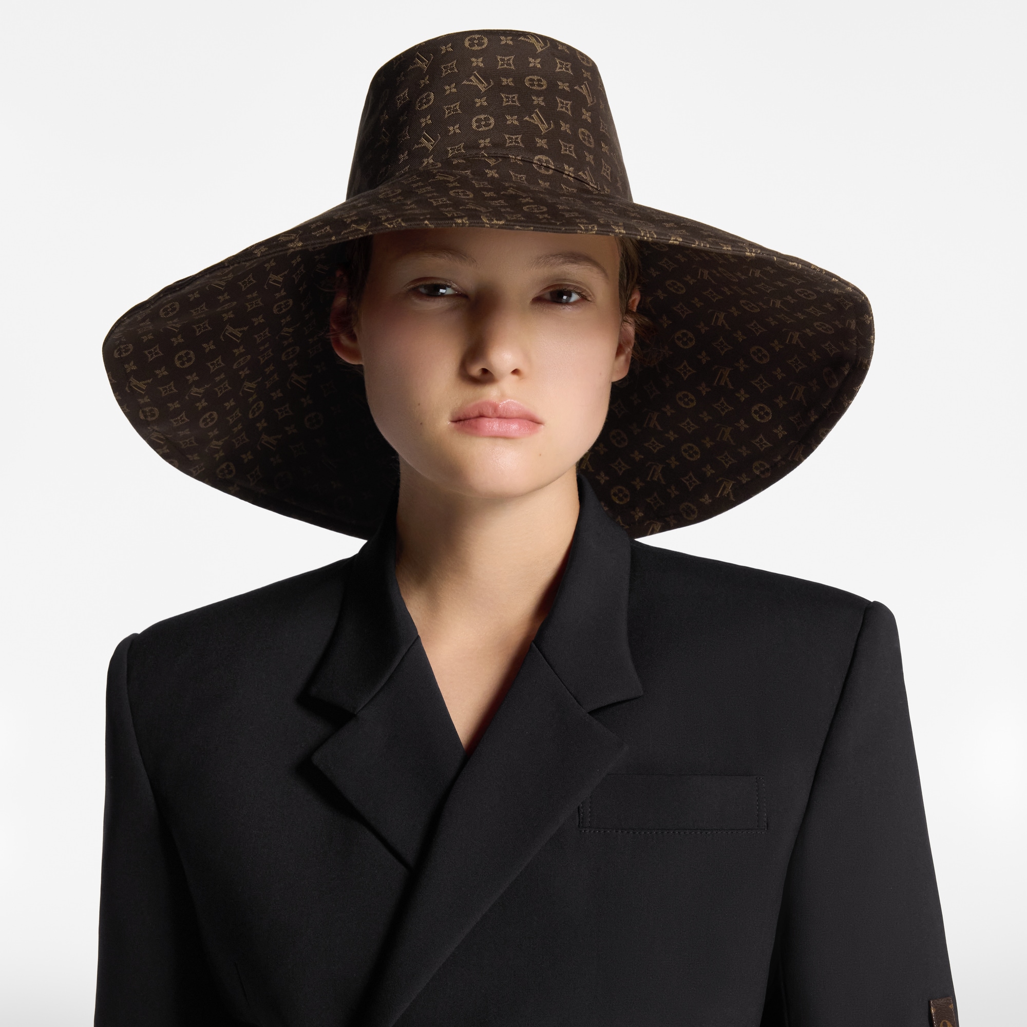 LV} - LVS00 - LV女士灵动配饰 | 路易威登LOUIS VUITTON官网 (产品缩放)