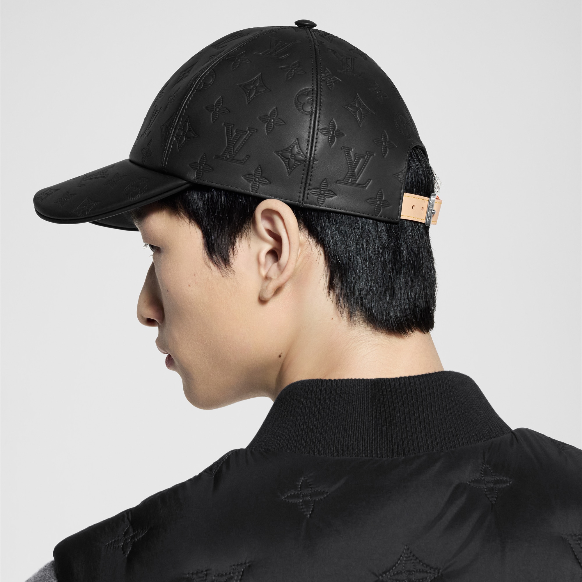 LV} - LVS00 - LV男士配饰系列 | 路易威登LOUIS VUITTON官网 (产品缩放)
