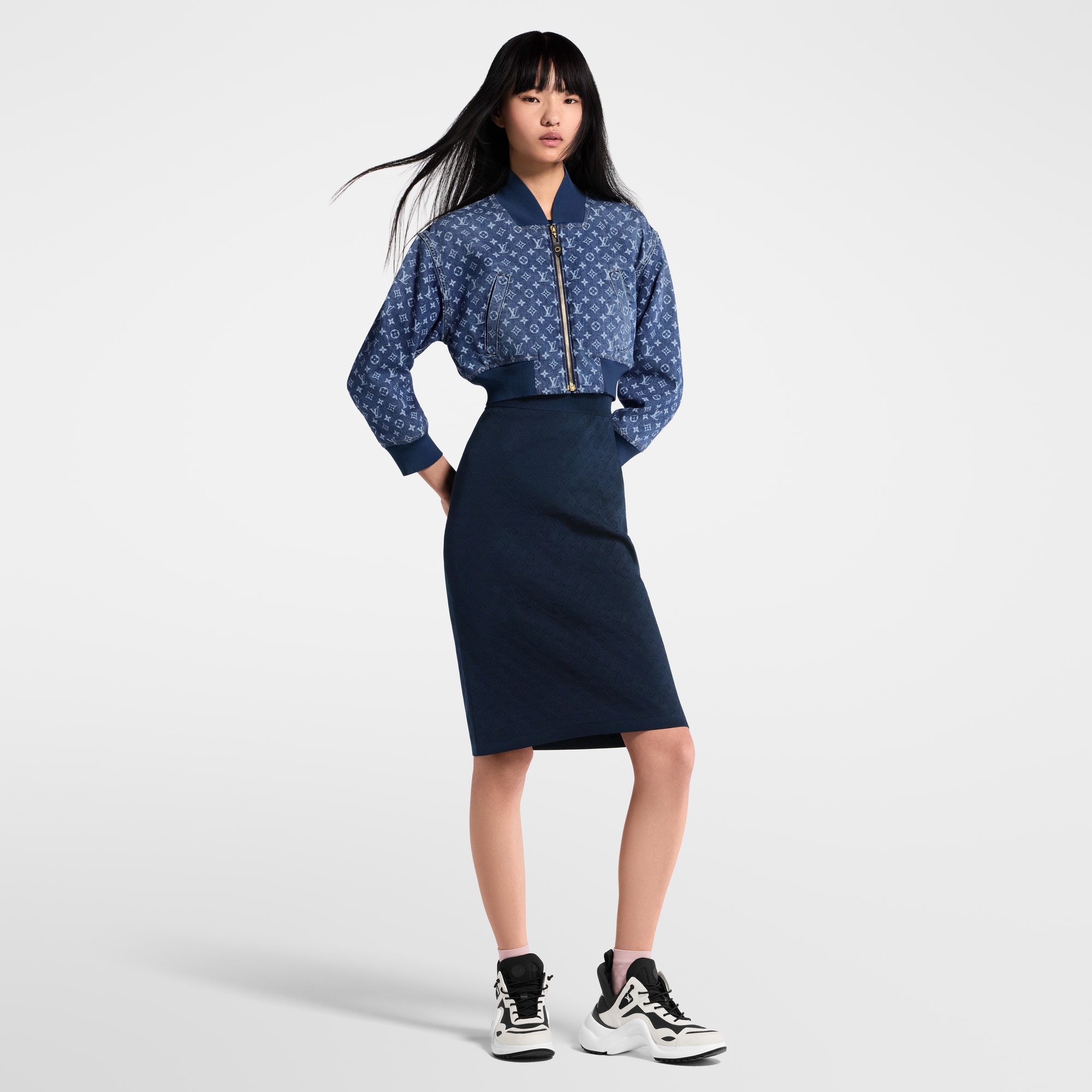 LV} - LV - LV女士高级成衣 | 路易威登LOUIS VUITTON官网 (产品缩放)