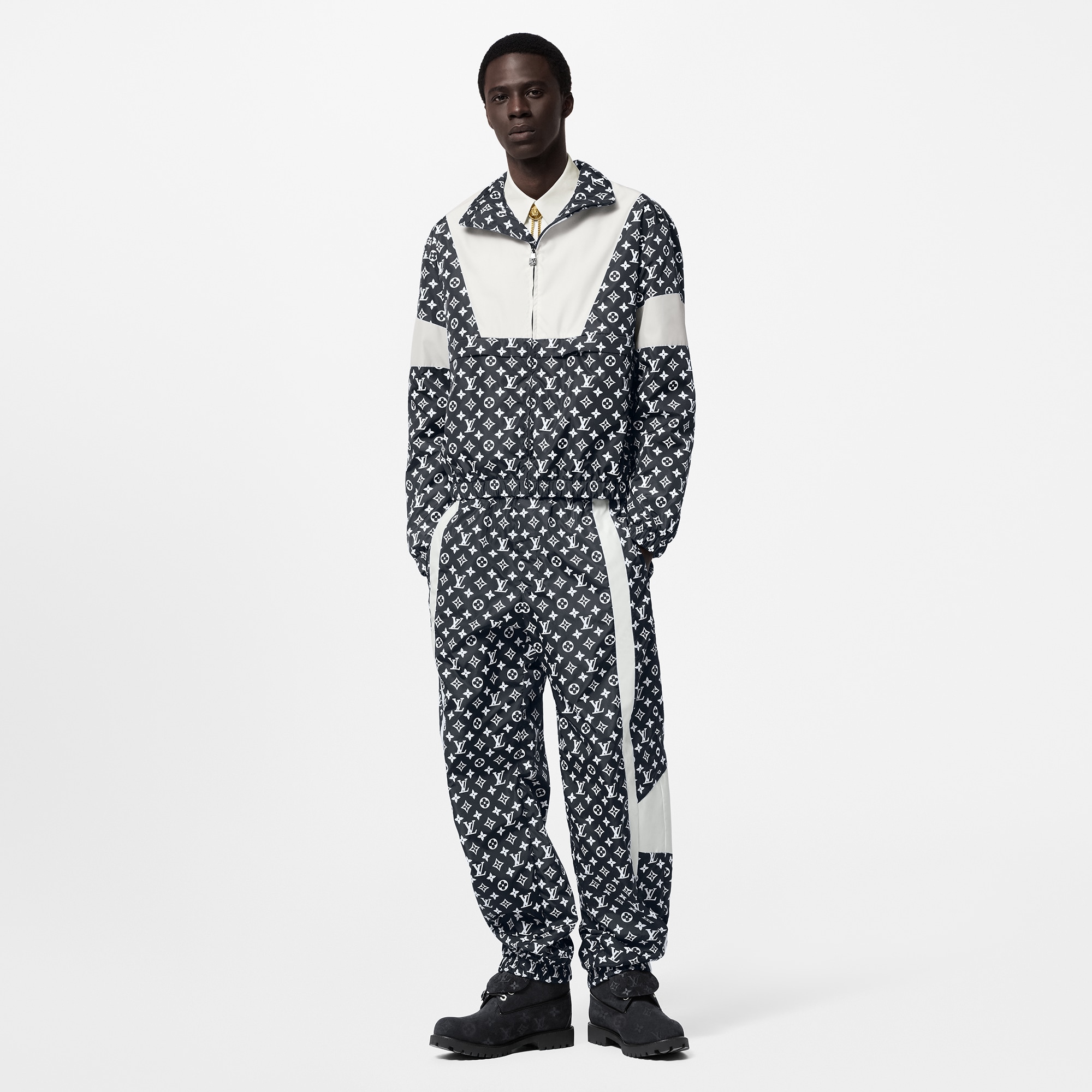 LV} - LV - LV男士高级成衣 | 路易威登LOUIS VUITTON官网 (产品缩放)