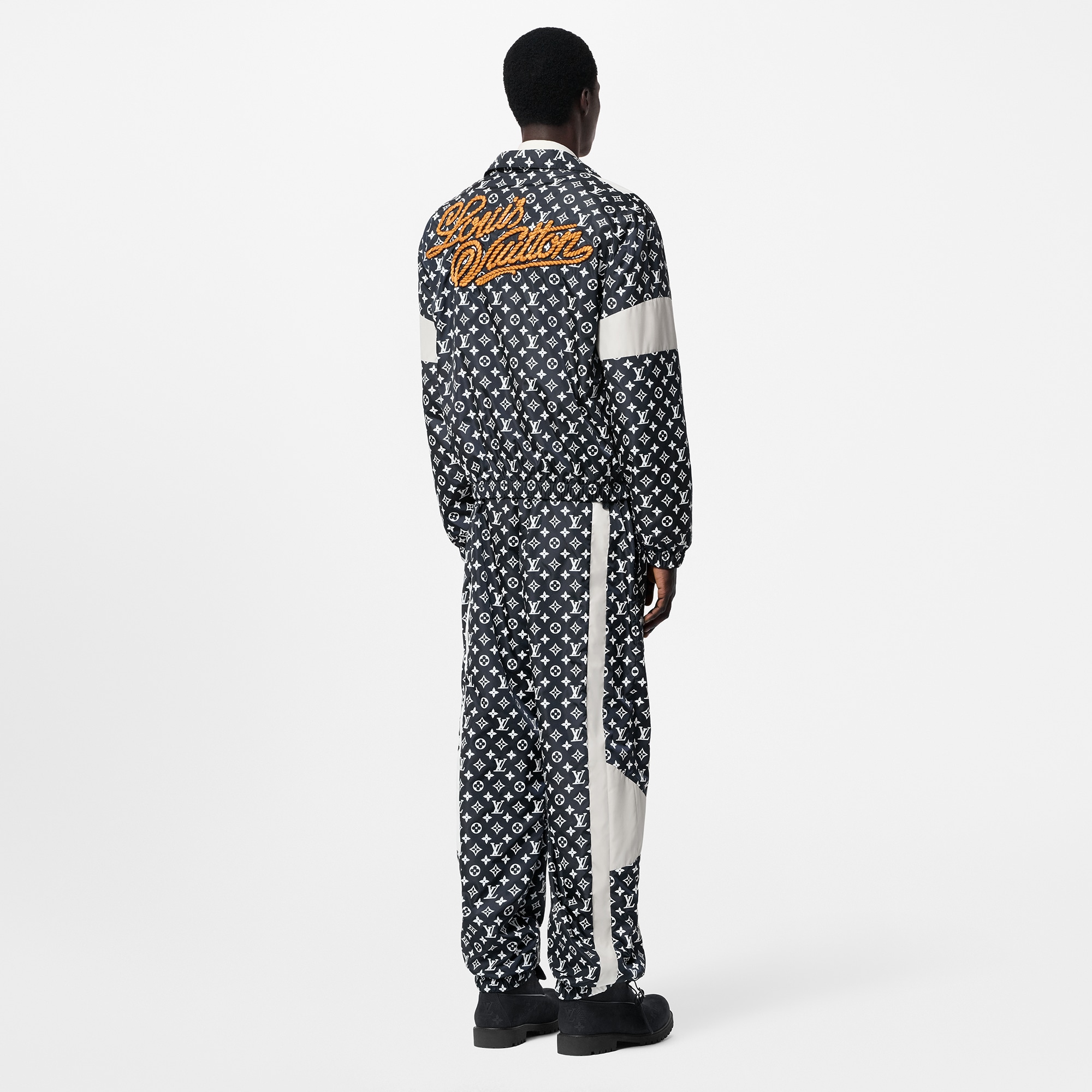 LV} - LV - LV男士高级成衣 | 路易威登LOUIS VUITTON官网 (产品缩放)