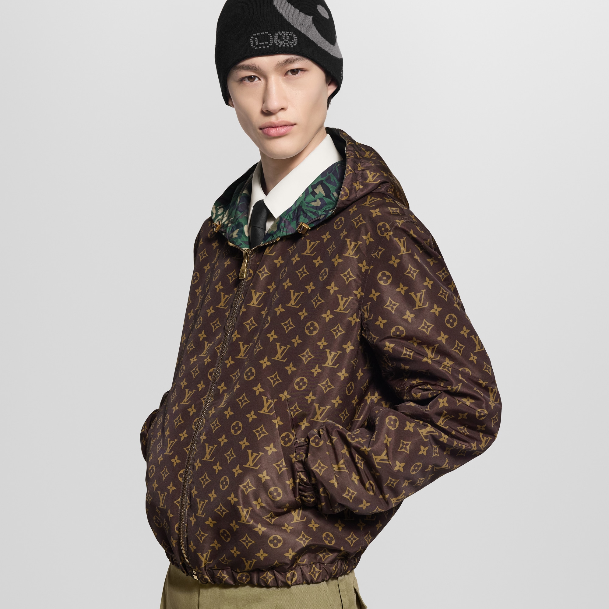 LV} - LV - LV男士高级成衣 | 路易威登LOUIS VUITTON官网 (产品缩放)