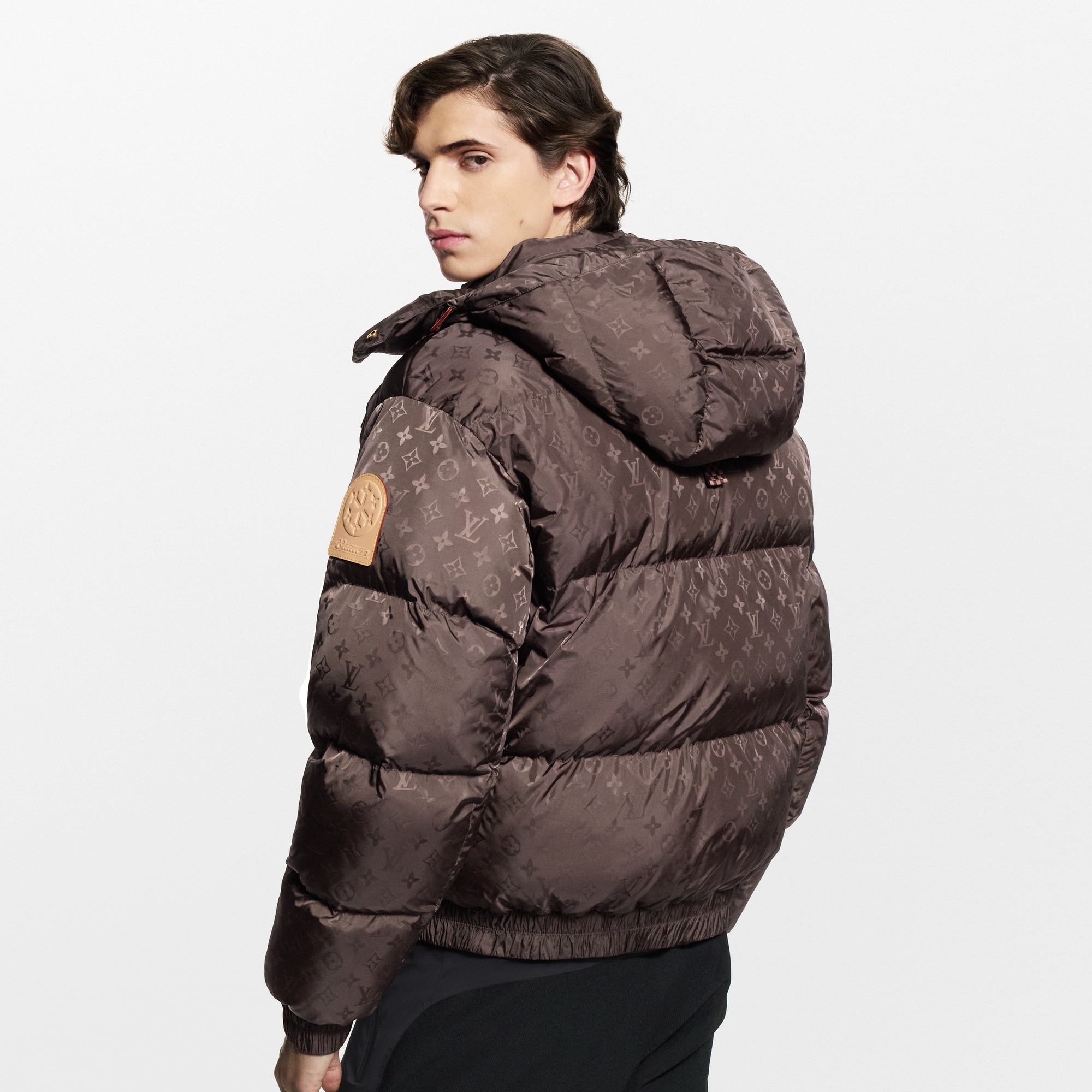 LV} - LV - LV男士高级成衣 | 路易威登LOUIS VUITTON官网 (产品缩放)