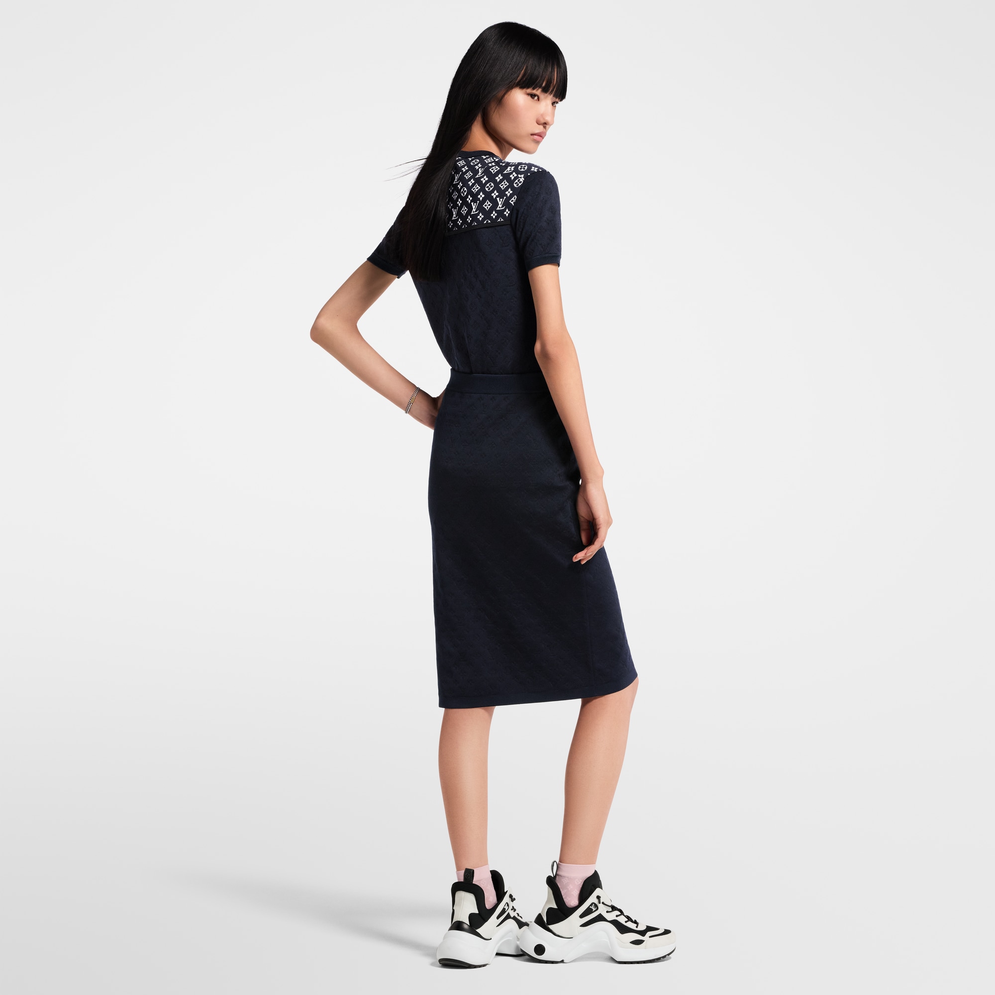 LV} - LV - LV女士高级成衣 | 路易威登LOUIS VUITTON官网 (产品缩放)